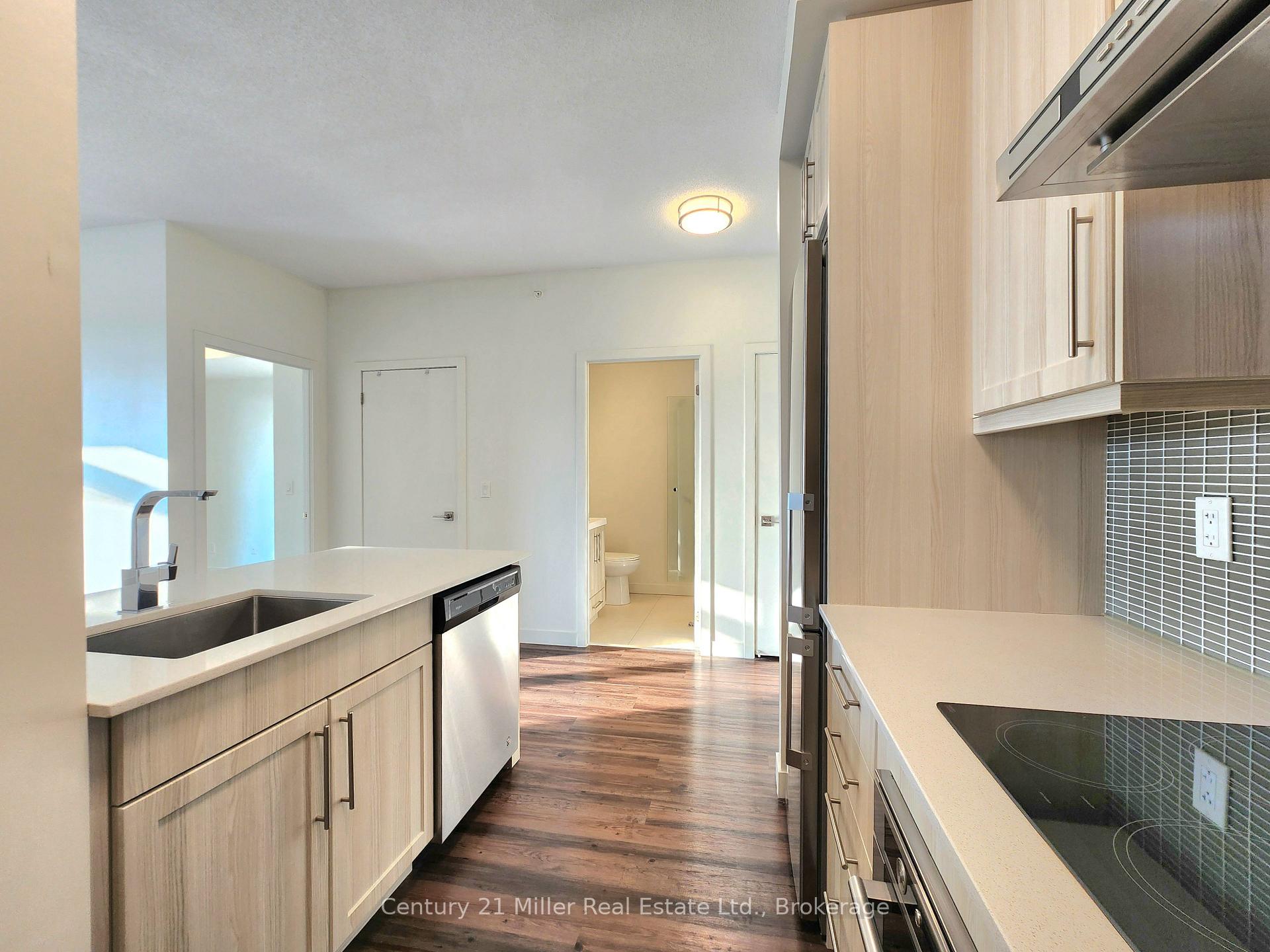 Photo 15 of Unit 607, 2087 Fairview Street, Burlington, Freeman — HOMEH