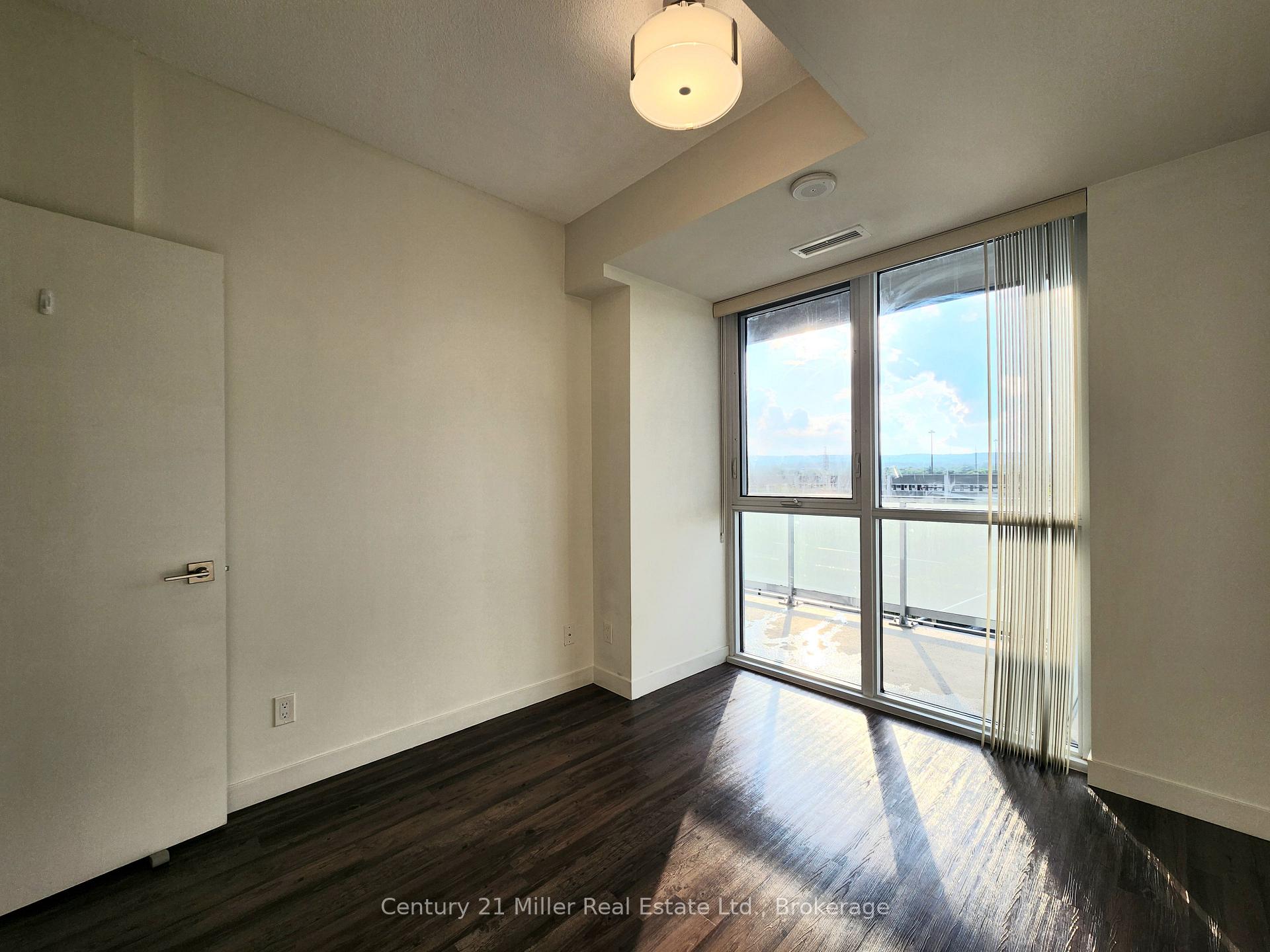 Photo 24 of Unit 607, 2087 Fairview Street, Burlington, Freeman — HOMEH