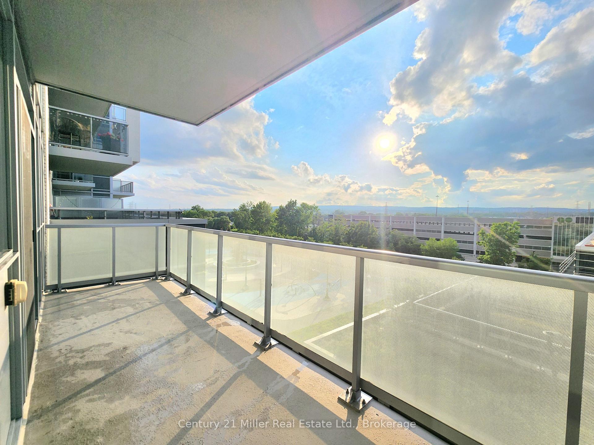 Photo 31 of Unit 607, 2087 Fairview Street, Burlington, Freeman — HOMEH