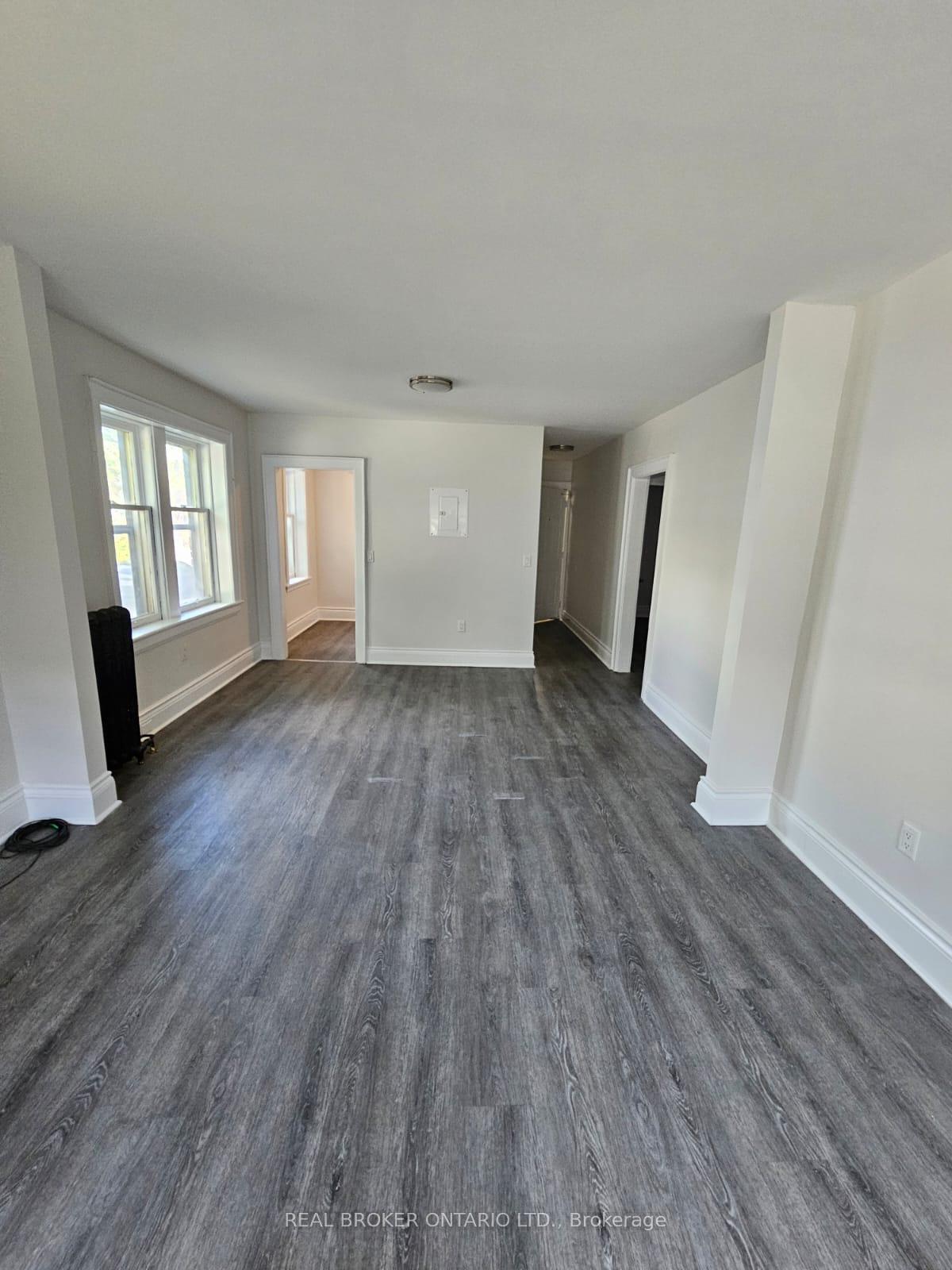 Photo 7 of Unit 1, 983 Main Street E, Hamilton, Crown Point — HOMEH