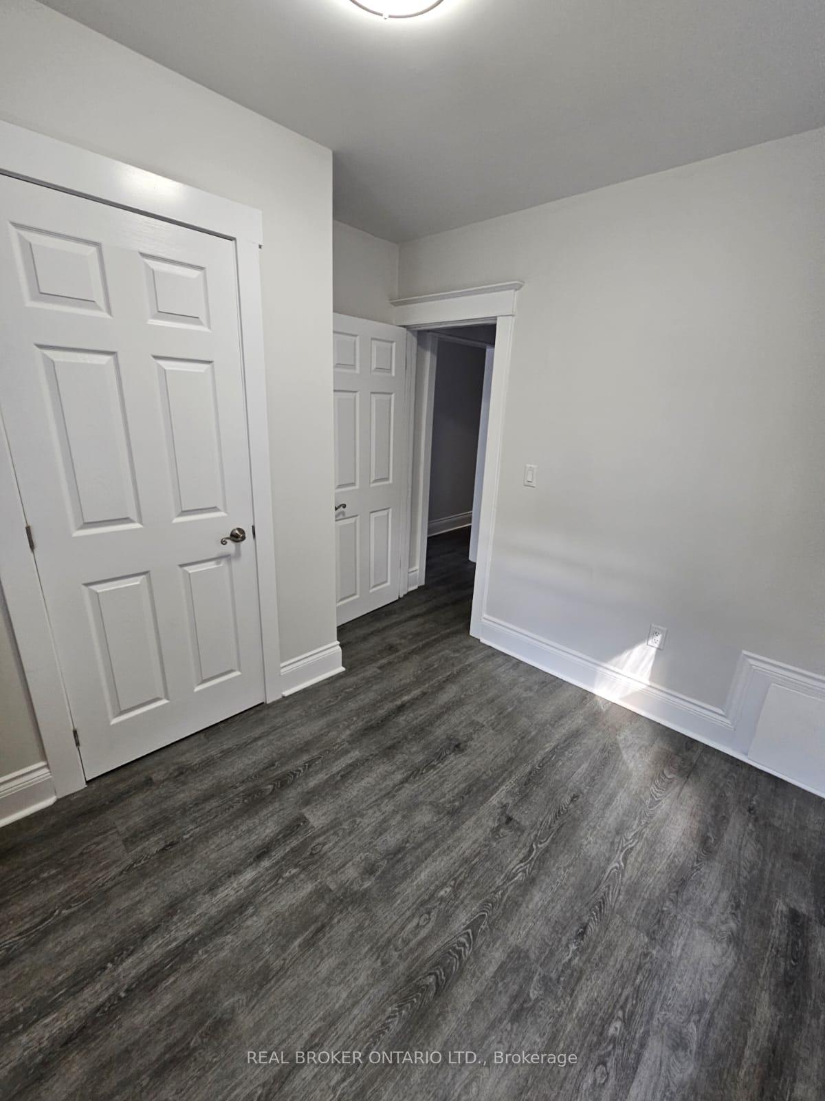 Photo 12 of Unit 1, 983 Main Street E, Hamilton, Crown Point — HOMEH