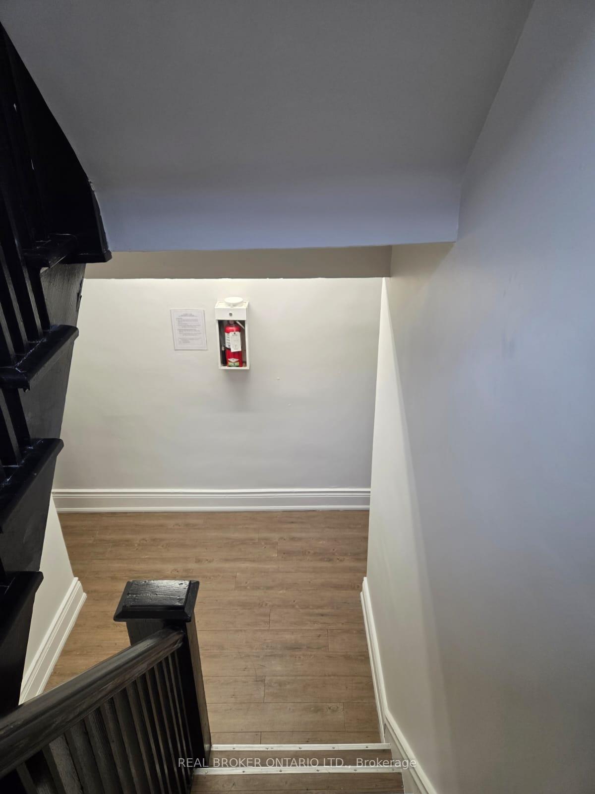 Photo 17 of Unit 1, 983 Main Street E, Hamilton, Crown Point — HOMEH