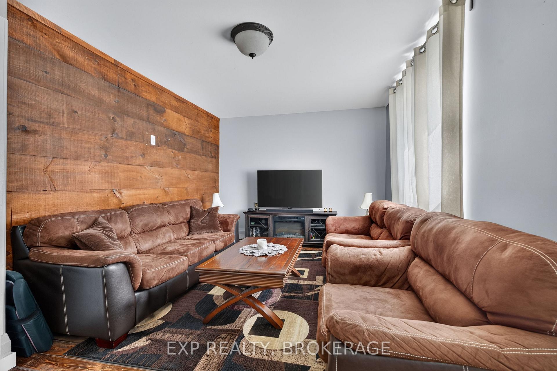 Photo 7 of 5105 Battersea Road, Frontenac, Frontenac South — HOMEH