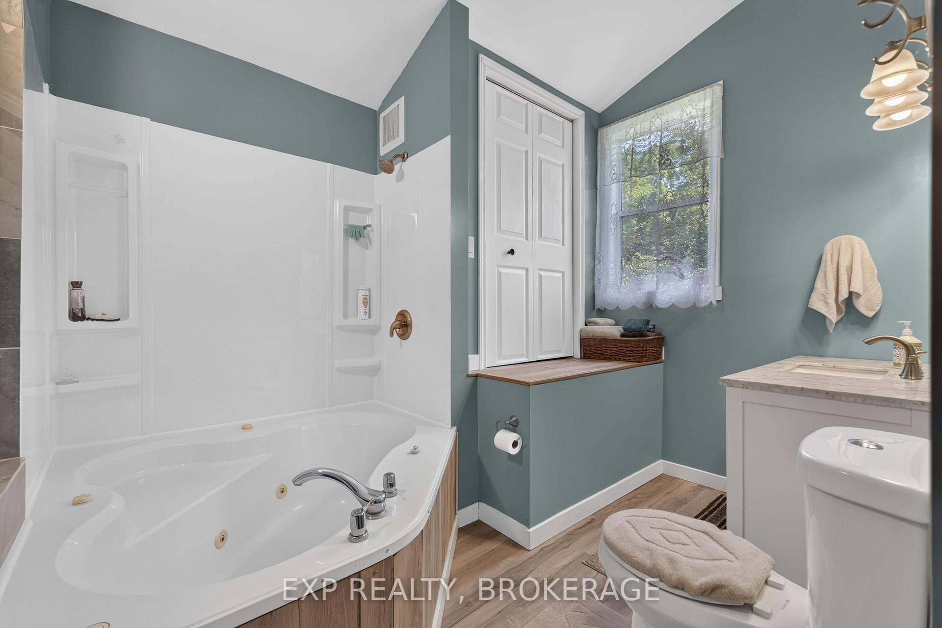 Photo 14 of 5105 Battersea Road, Frontenac, Frontenac South — HOMEH