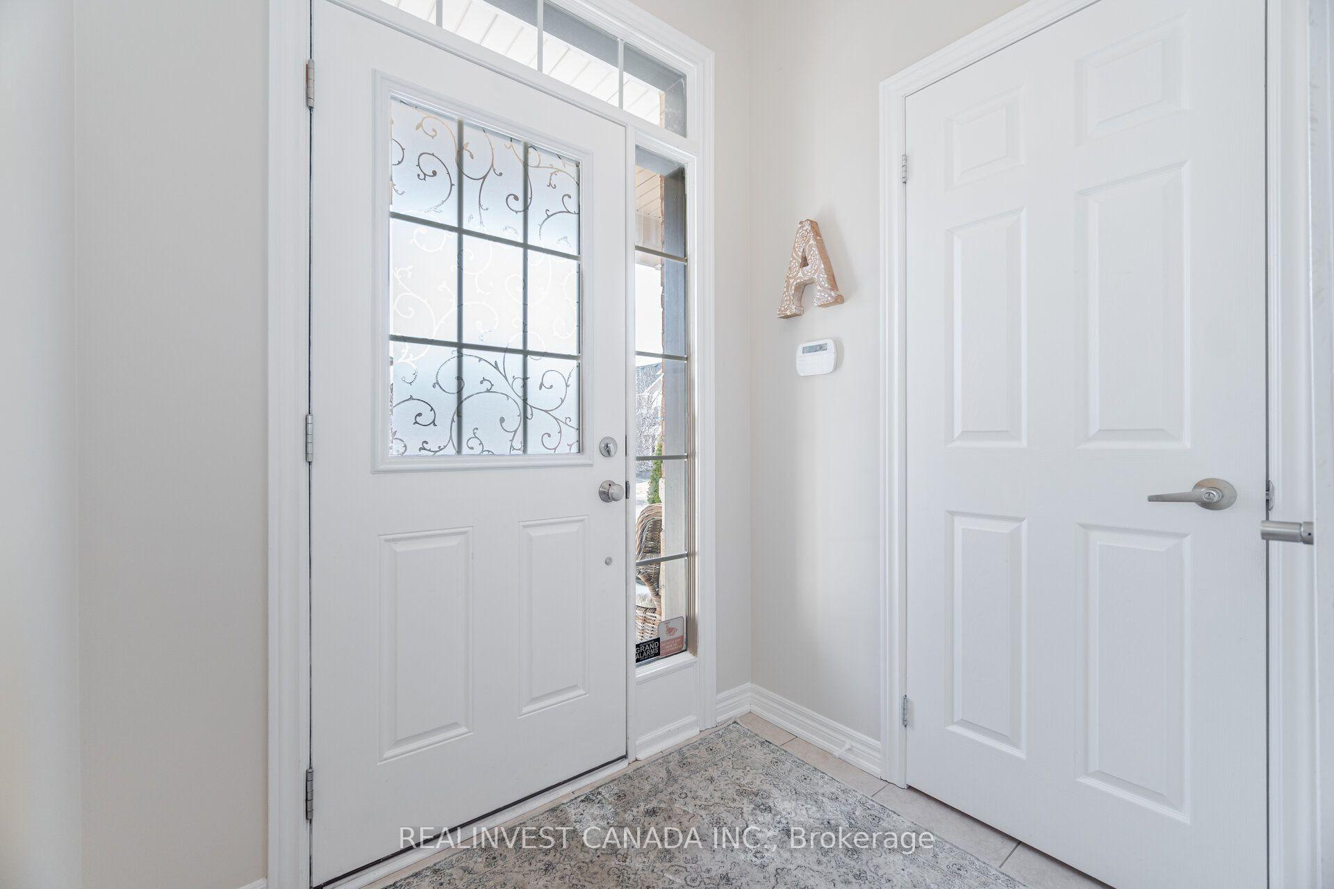 Photo 6 of 50 Lauderdale Drive, Vaughan, Patterson — HOMEH