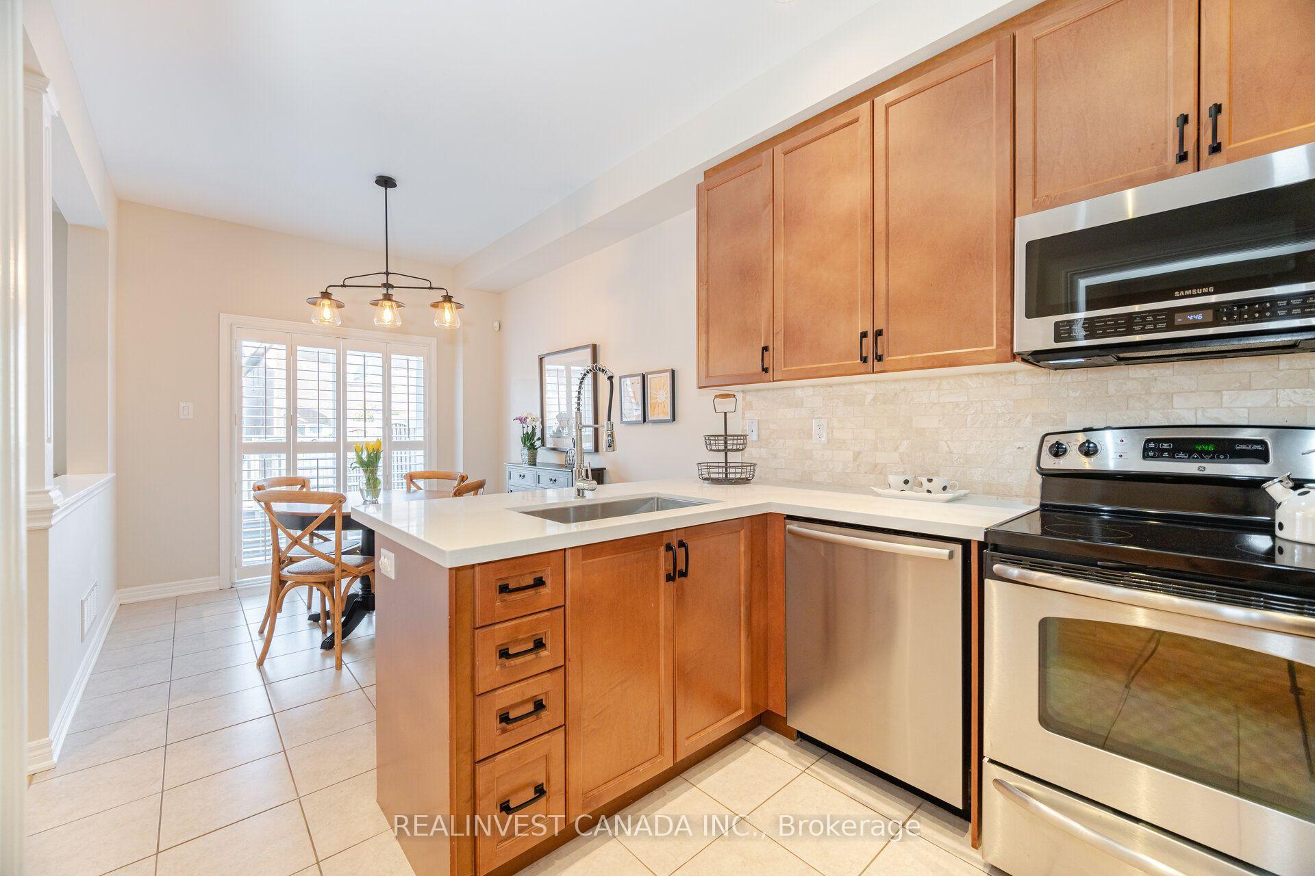 Photo 15 of 50 Lauderdale Drive, Vaughan, Patterson — HOMEH