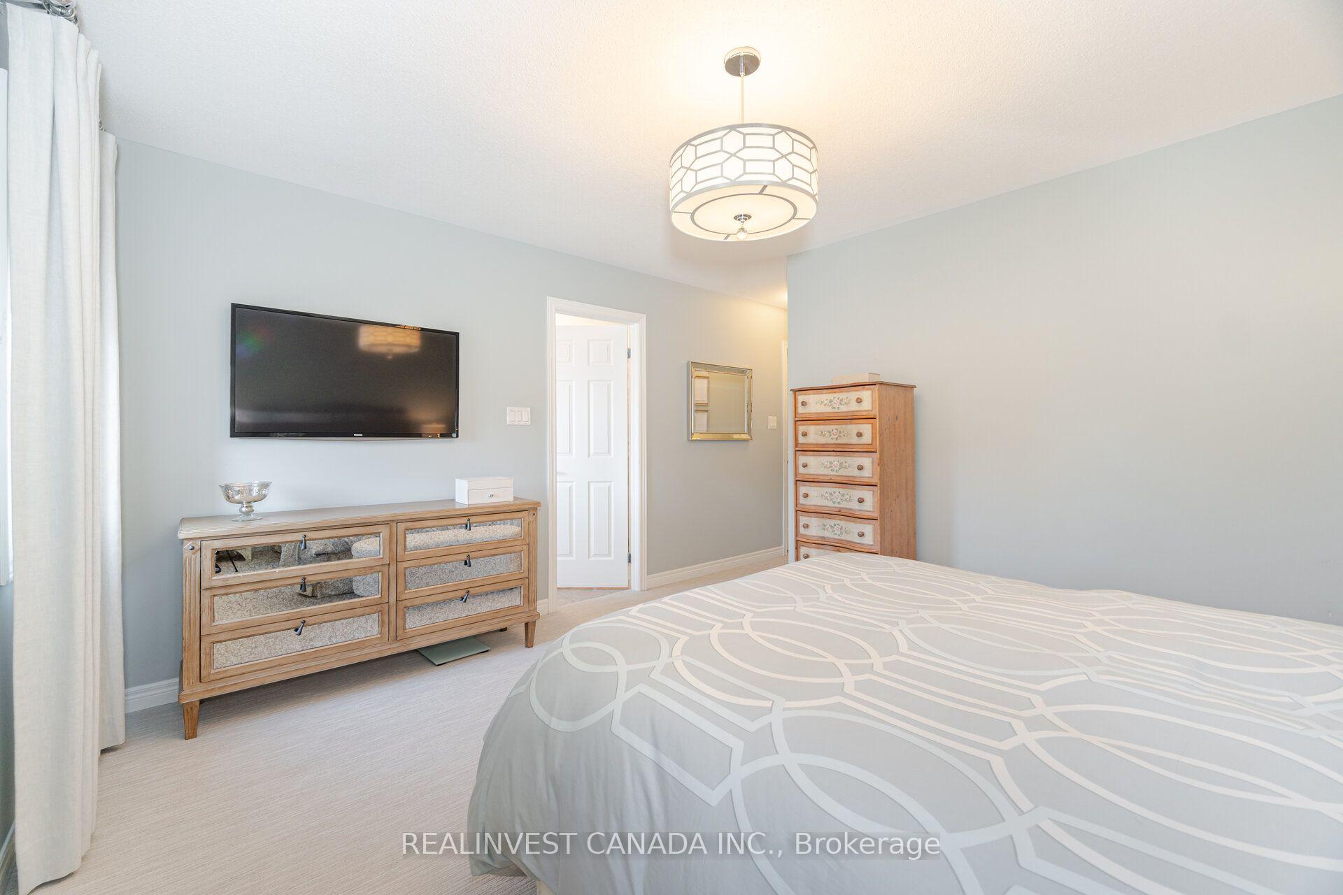 Photo 23 of 50 Lauderdale Drive, Vaughan, Patterson — HOMEH