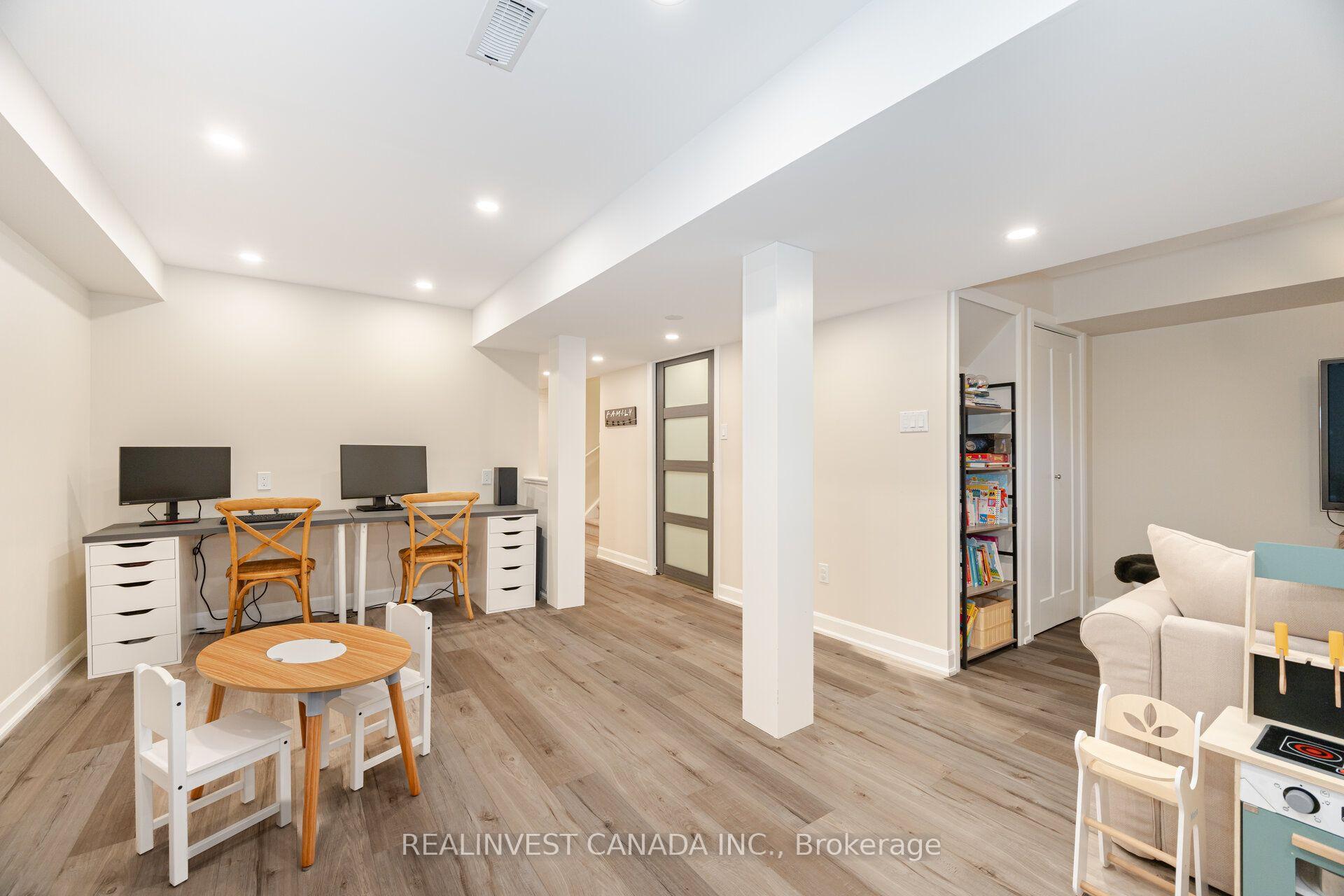 Photo 33 of 50 Lauderdale Drive, Vaughan, Patterson — HOMEH