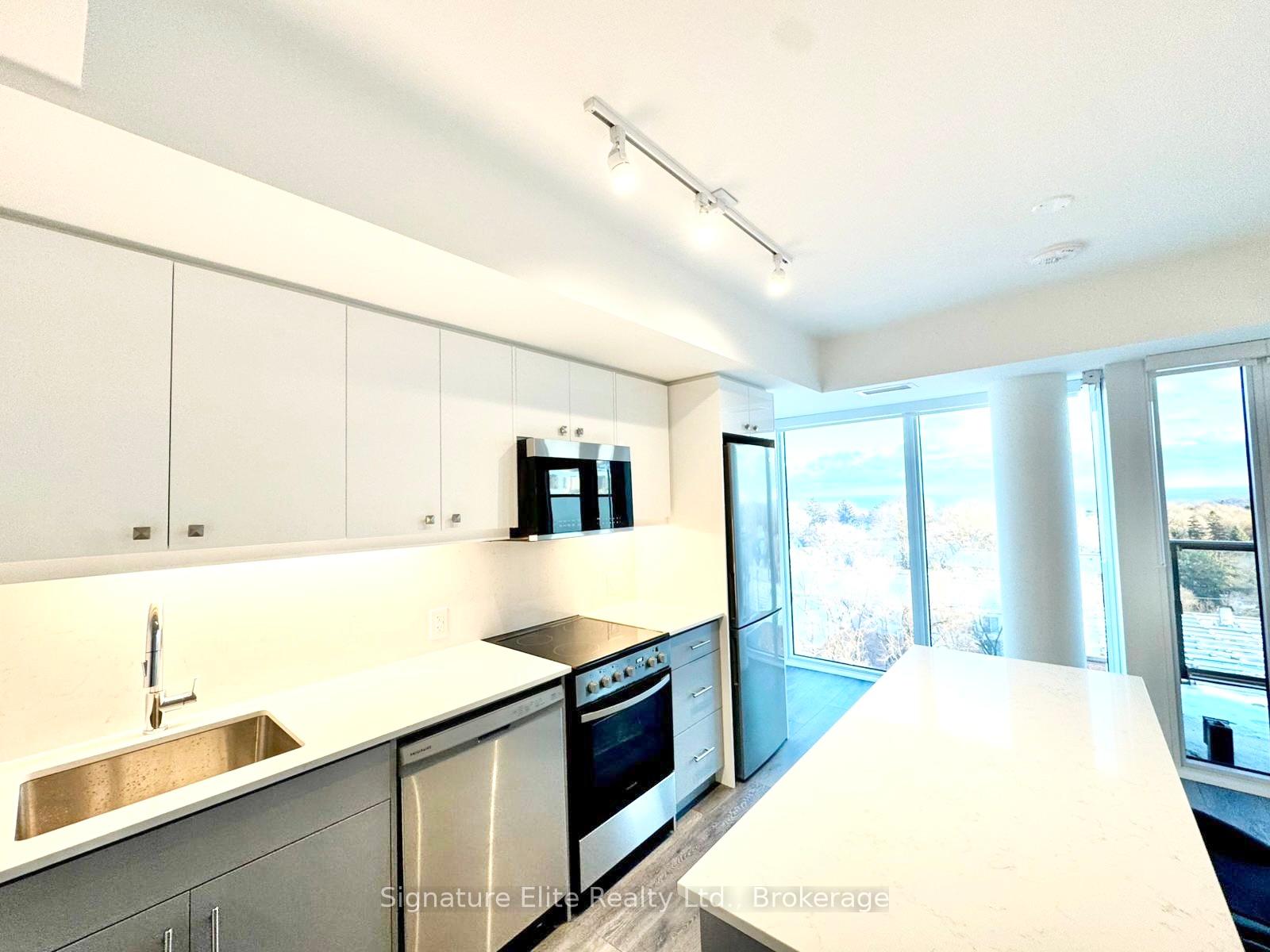 Photo 5 of Unit 723, 2 Manderley Drive, Scarborough, Birchcliffe-Cliffside — HOMEH