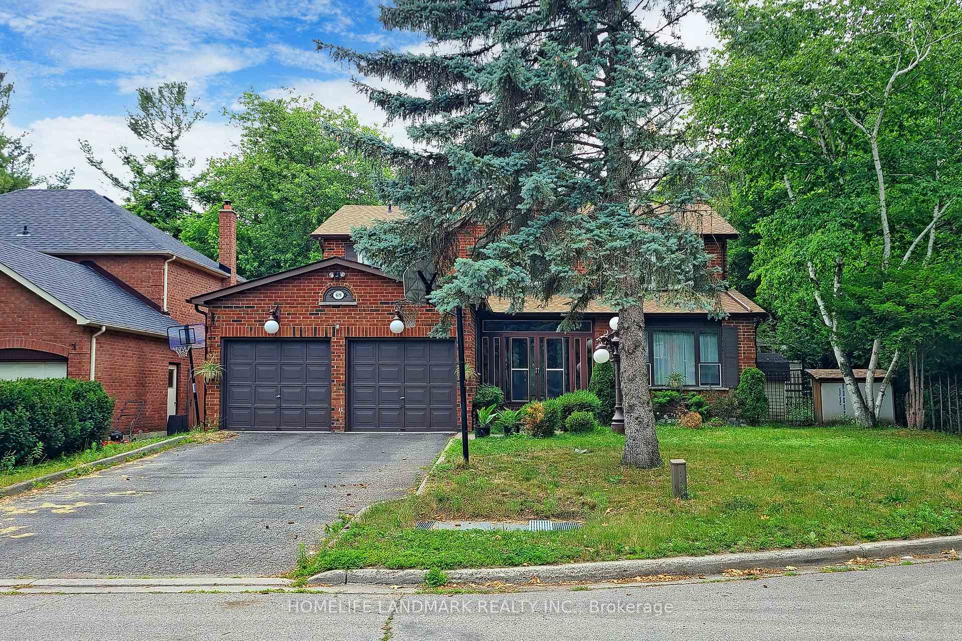 Front of 69 Windrush Trail