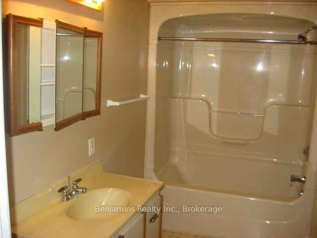 Photo 17 of 421 Main Street S, South Huron, Exeter — HOMEH