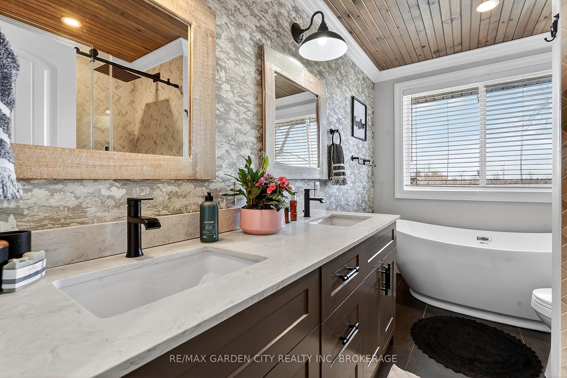 Photo 13 of 4019 19th Street, Lincoln, Lincoln-Jordan/Vineland — HOMEH