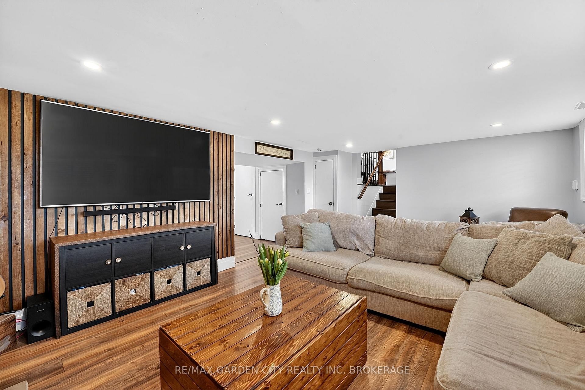 Photo 20 of 4019 19th Street, Lincoln, Lincoln-Jordan/Vineland — HOMEH
