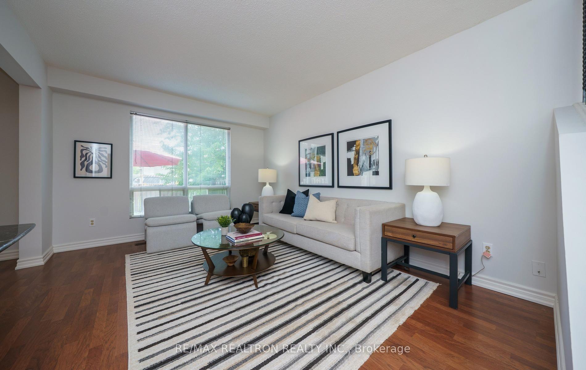Photo 10 of 148 Mullen Drive, Vaughan, Crestwood-Springfarm-Yorkhill — HOMEH