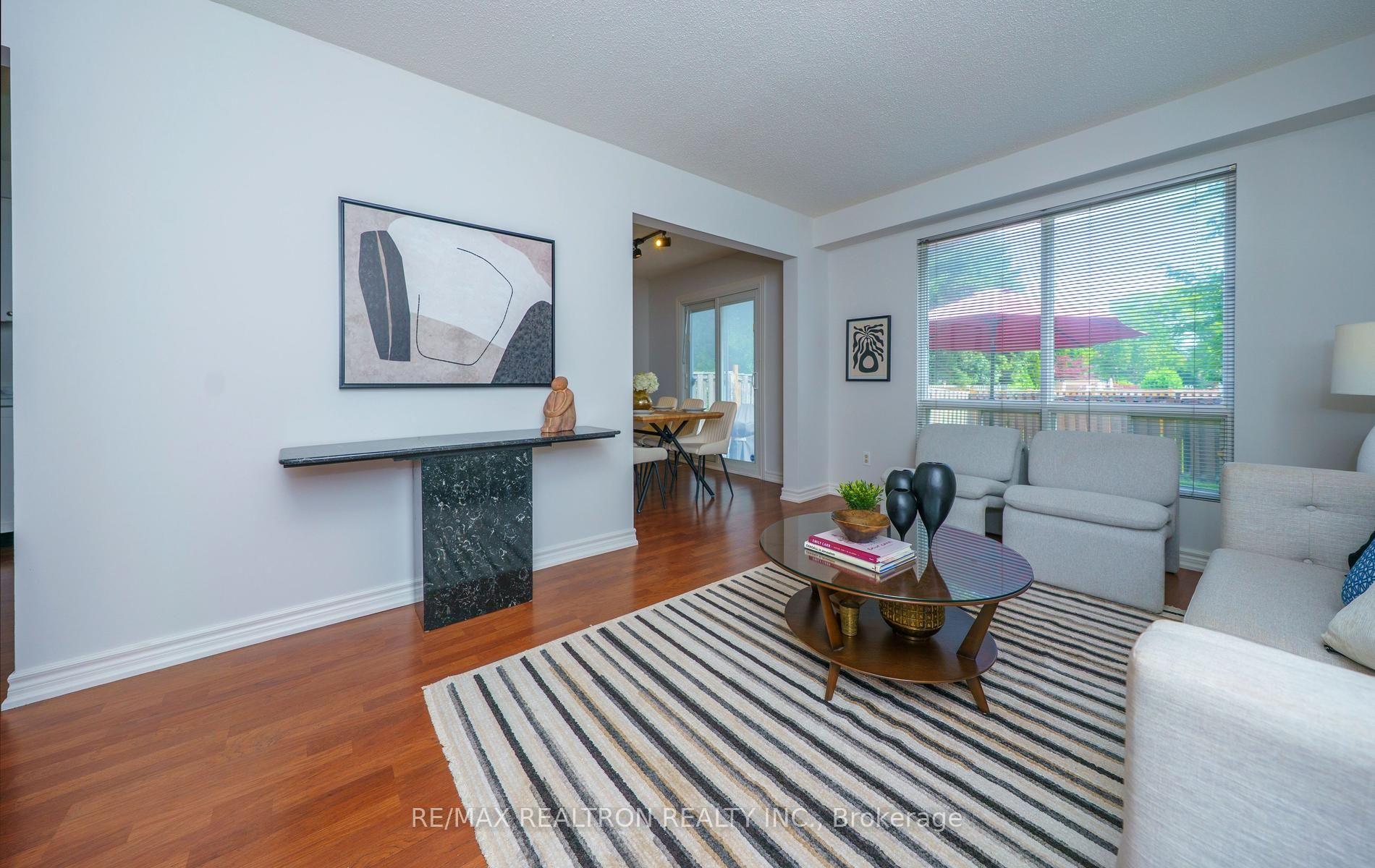 Photo 14 of 148 Mullen Drive, Vaughan, Crestwood-Springfarm-Yorkhill — HOMEH