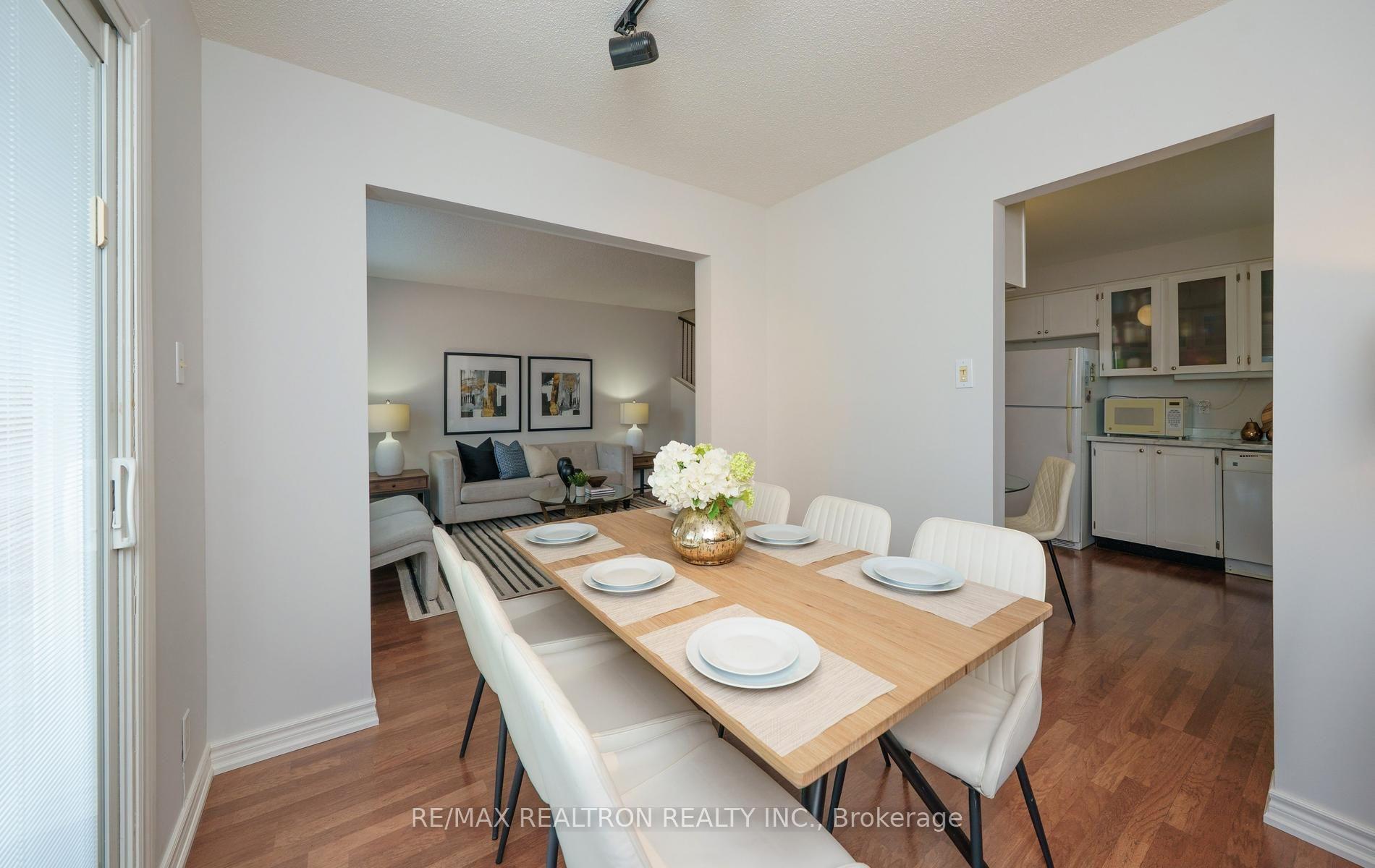 Photo 15 of 148 Mullen Drive, Vaughan, Crestwood-Springfarm-Yorkhill — HOMEH