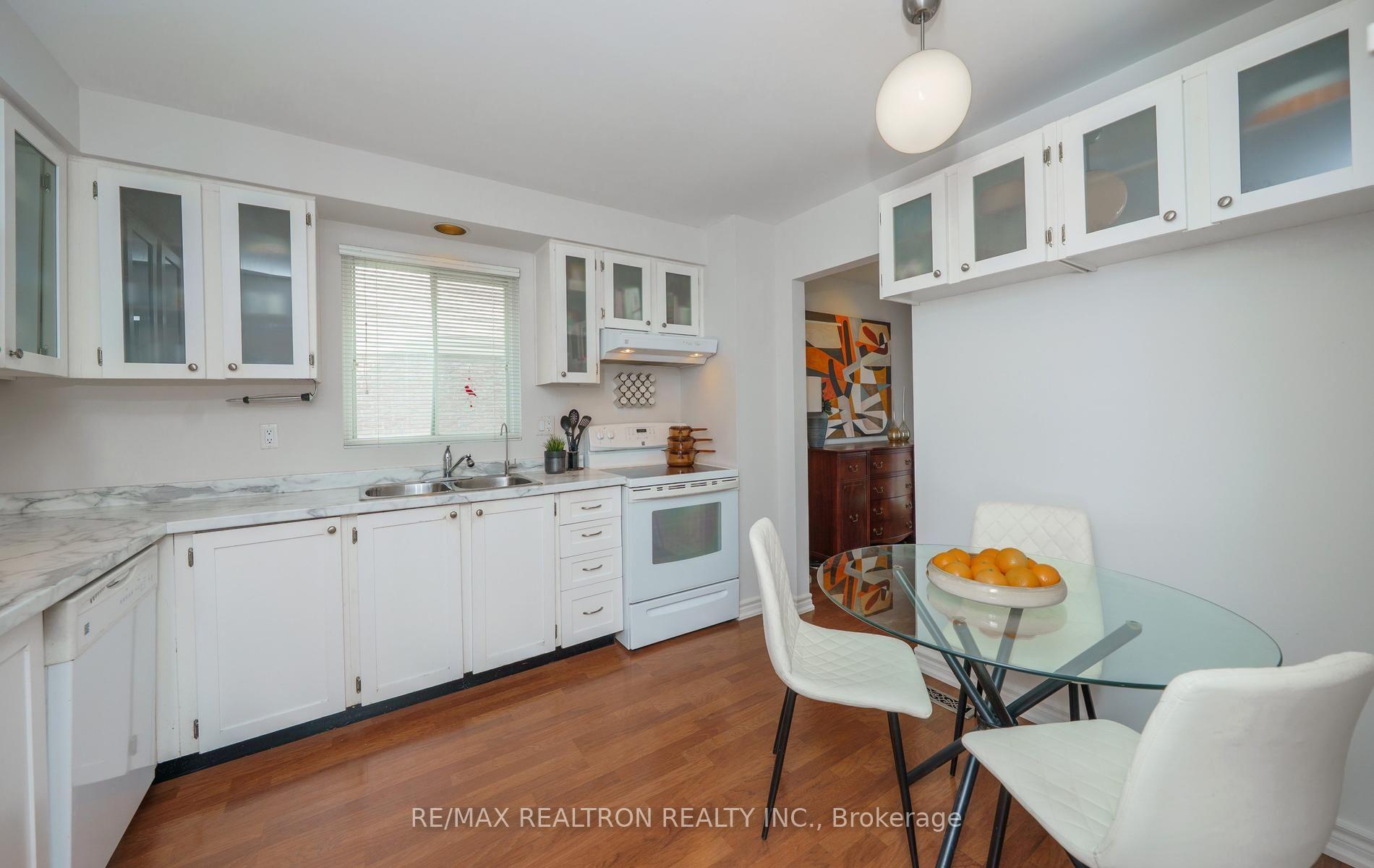 Photo 21 of 148 Mullen Drive, Vaughan, Crestwood-Springfarm-Yorkhill — HOMEH