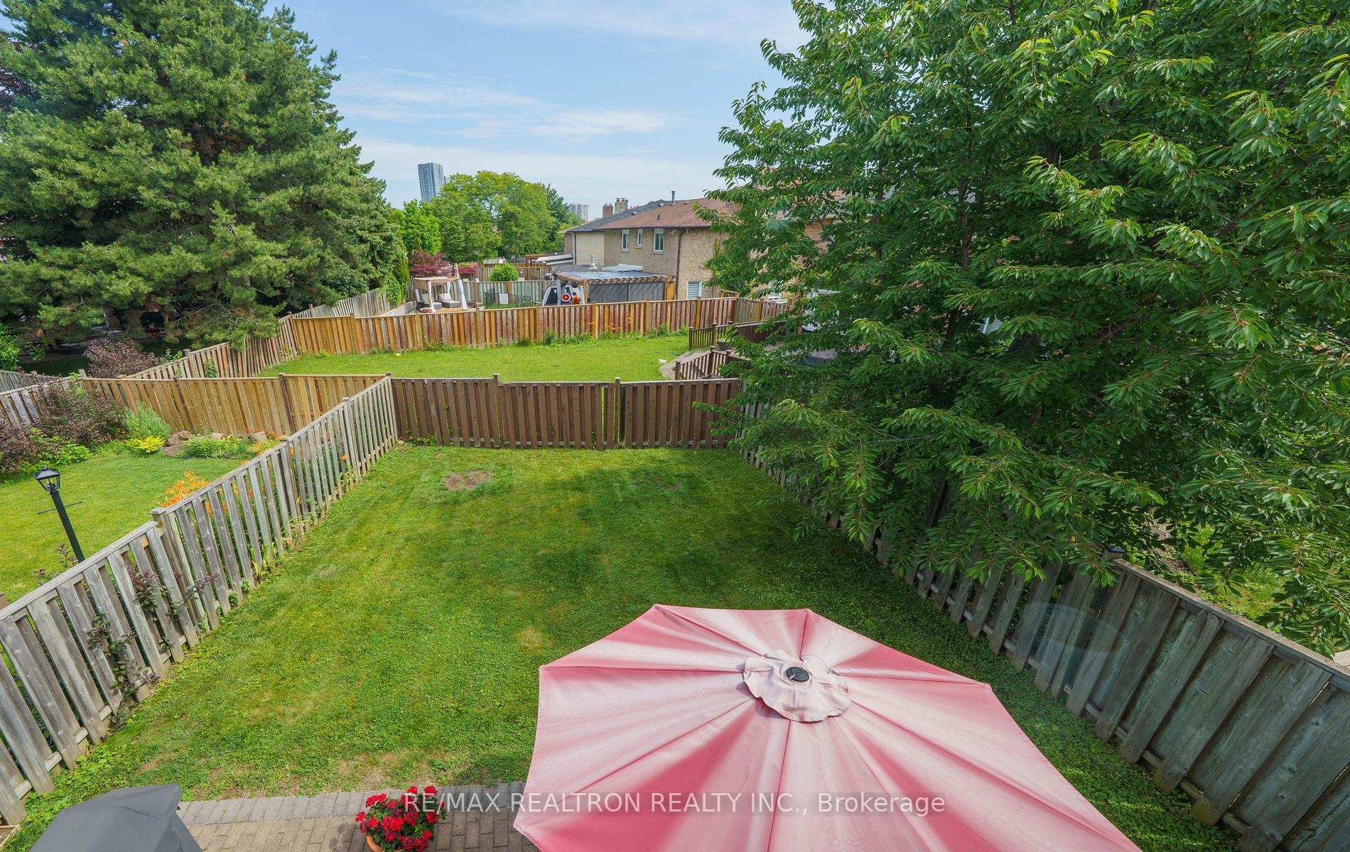 Photo 31 of 148 Mullen Drive, Vaughan, Crestwood-Springfarm-Yorkhill — HOMEH