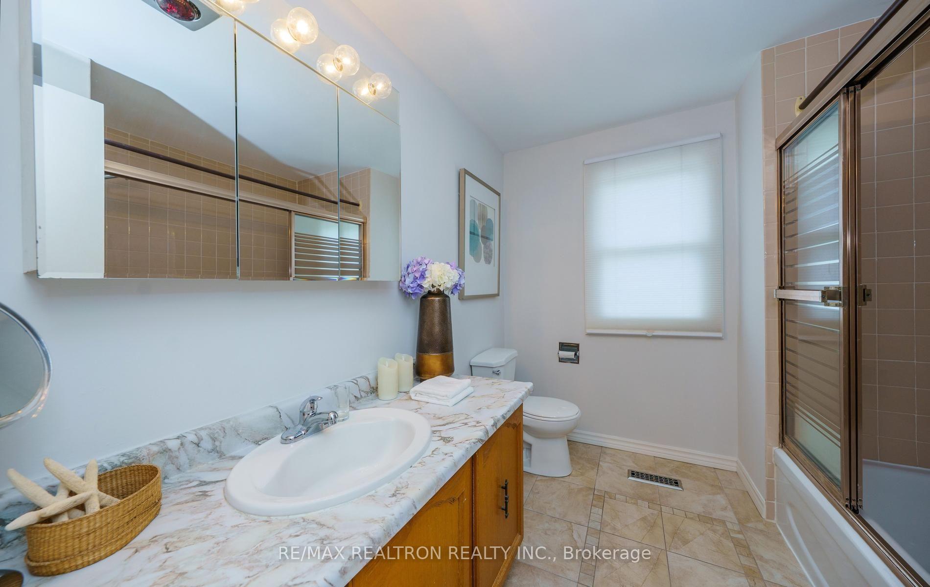 Photo 37 of 148 Mullen Drive, Vaughan, Crestwood-Springfarm-Yorkhill — HOMEH
