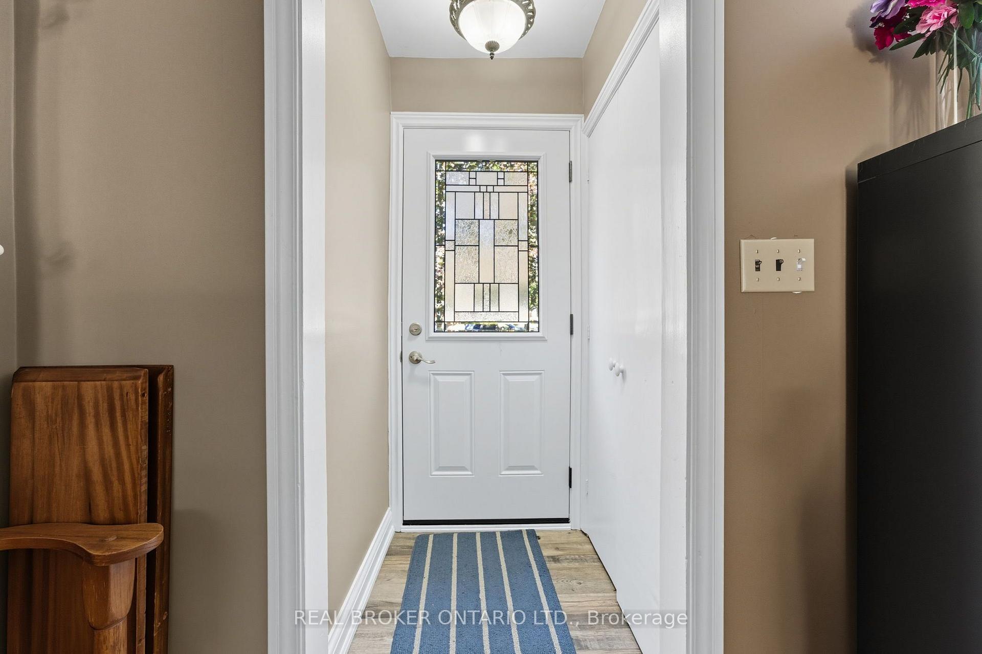 Photo 3 of 36 Gibson Drive, Norfolk, Simcoe — HOMEH