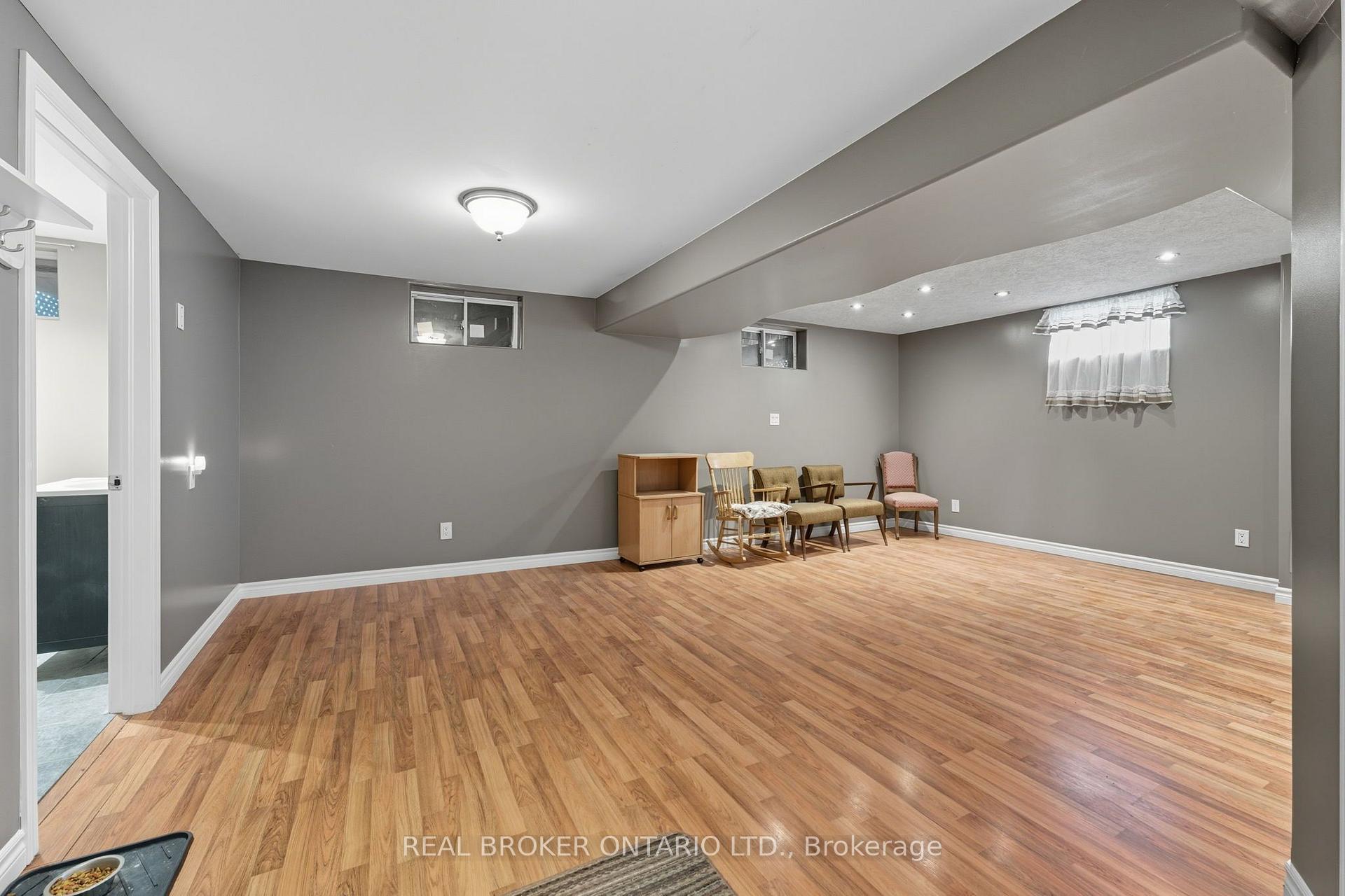 Photo 17 of 36 Gibson Drive, Norfolk, Simcoe — HOMEH