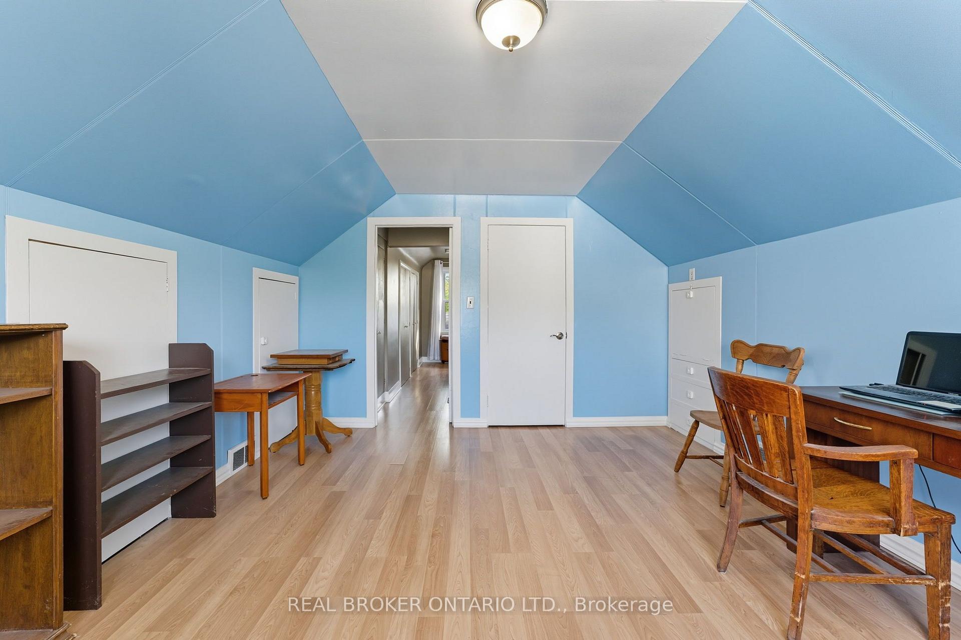 Photo 20 of 36 Gibson Drive, Norfolk, Simcoe — HOMEH