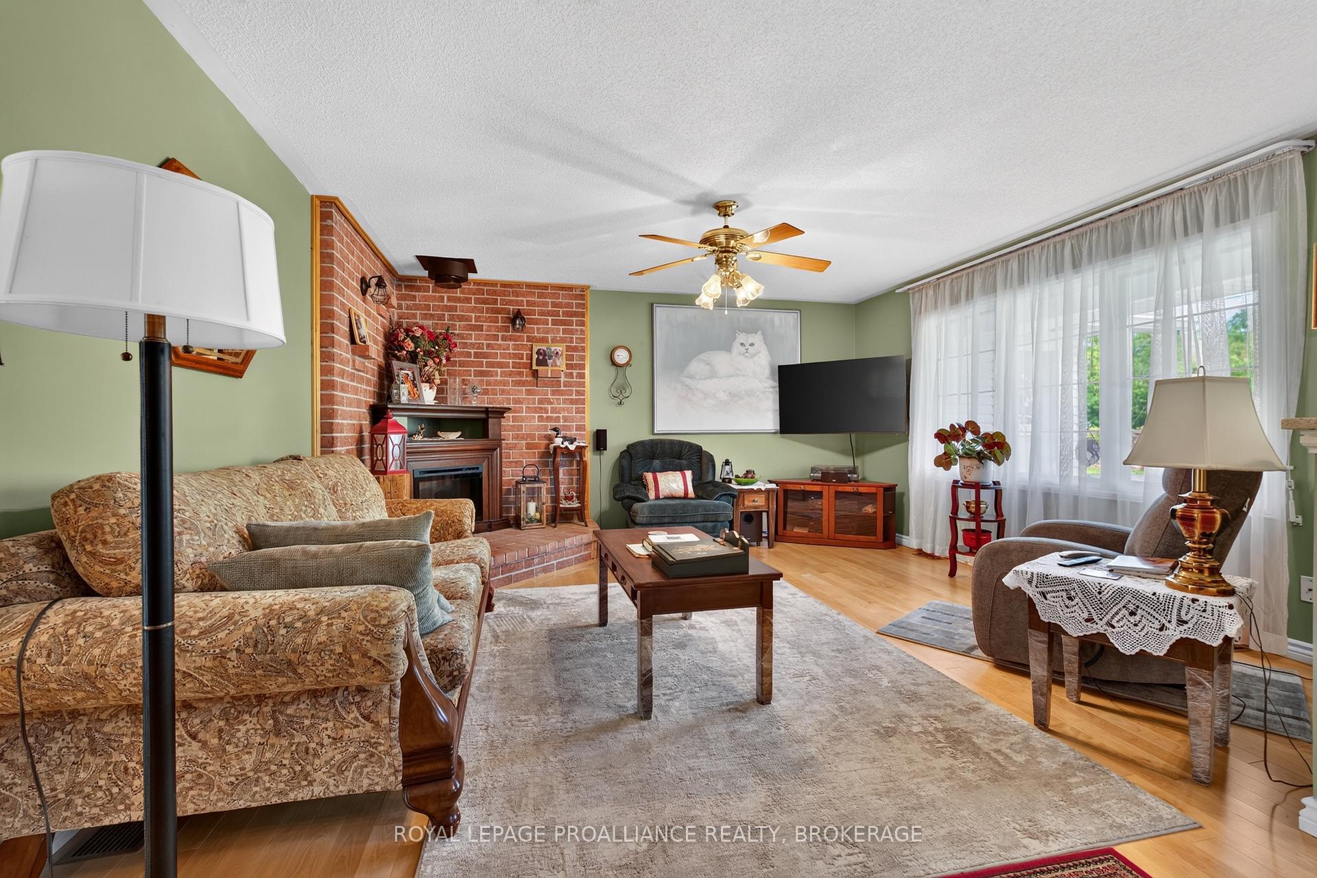 Photo 6 of 6930 Perth Road, Frontenac, Frontenac South — HOMEH