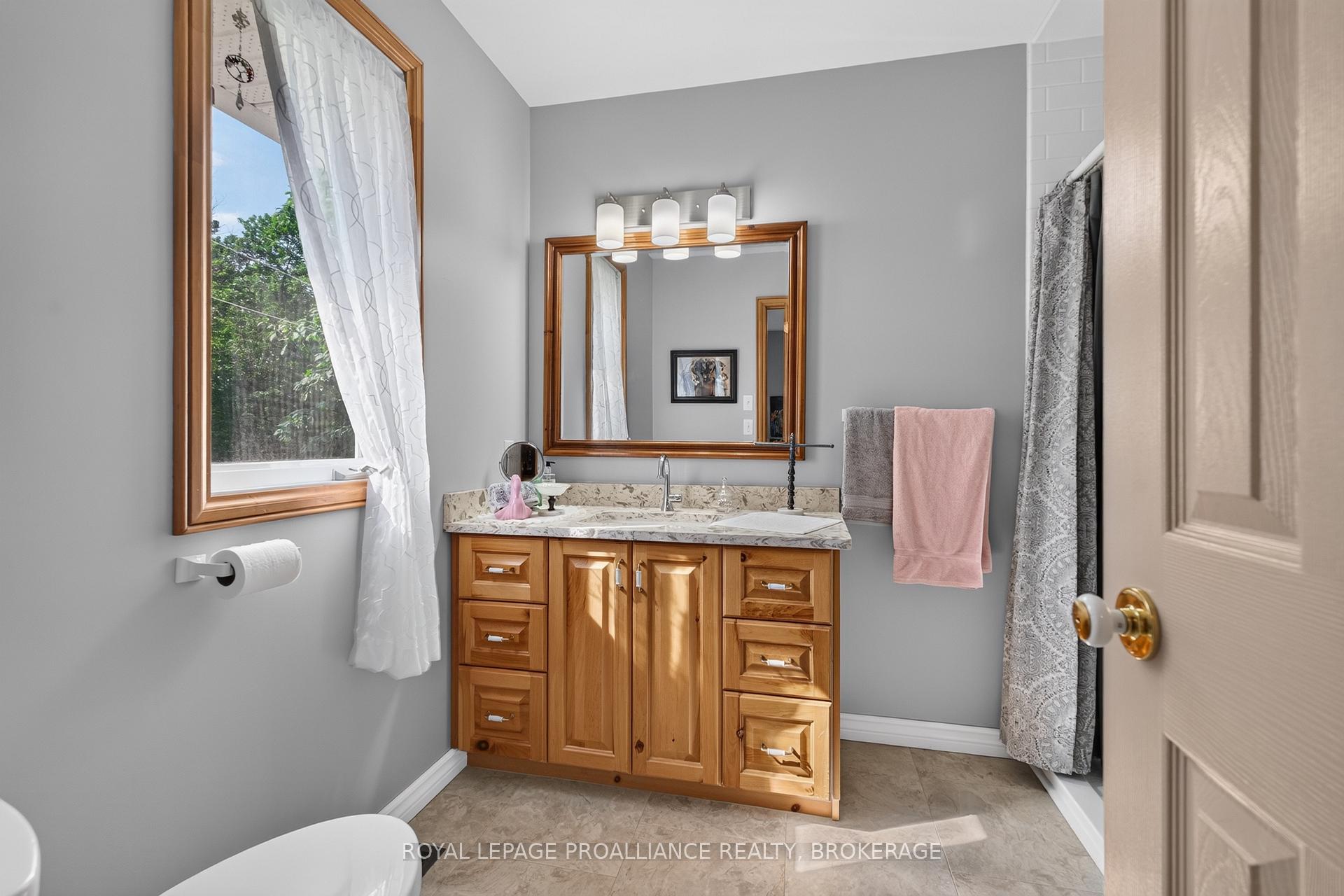 Photo 13 of 6930 Perth Road, Frontenac, Frontenac South — HOMEH