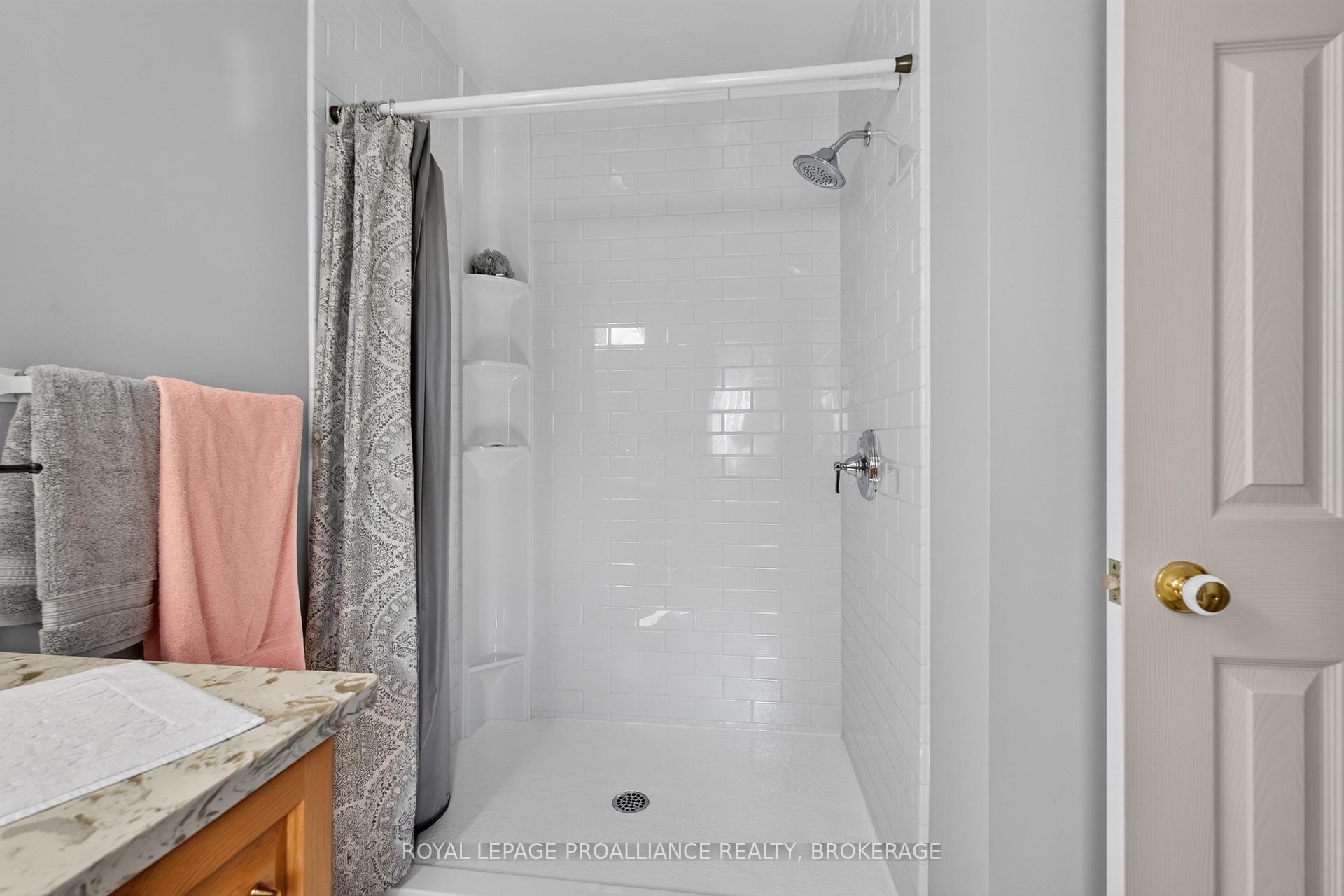 Photo 14 of 6930 Perth Road, Frontenac, Frontenac South — HOMEH