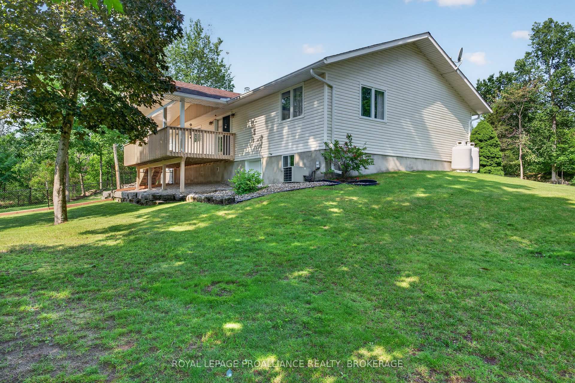Photo 33 of 6930 Perth Road, Frontenac, Frontenac South — HOMEH
