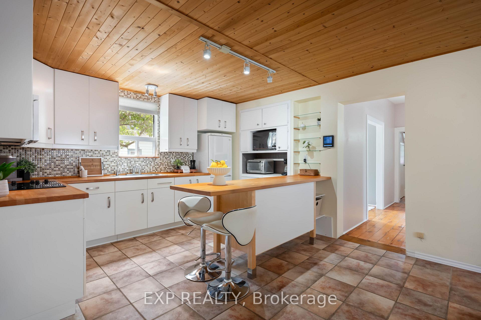 Photo 20 of 39 Townline, Orangeville — HOMEH