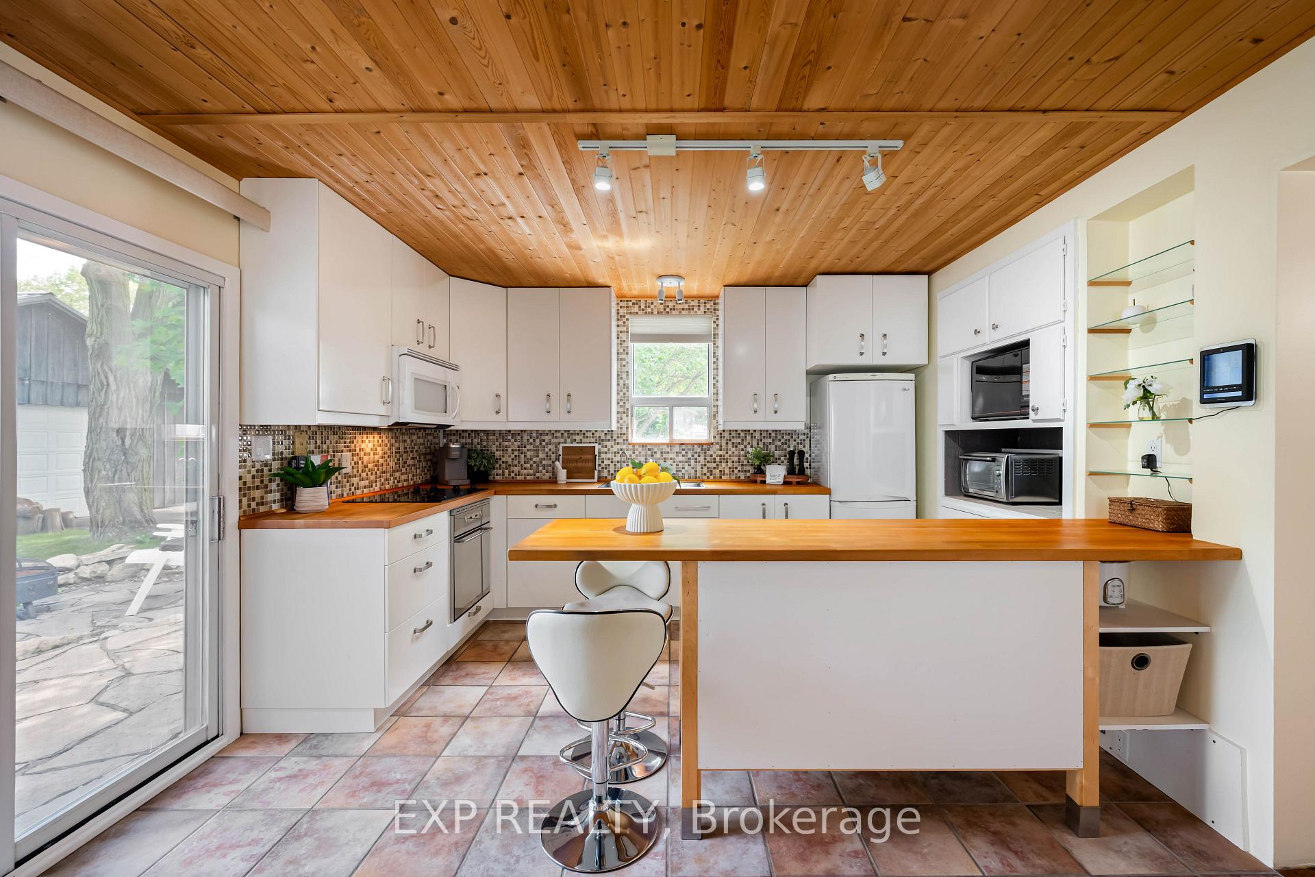 Photo 22 of 39 Townline, Orangeville — HOMEH