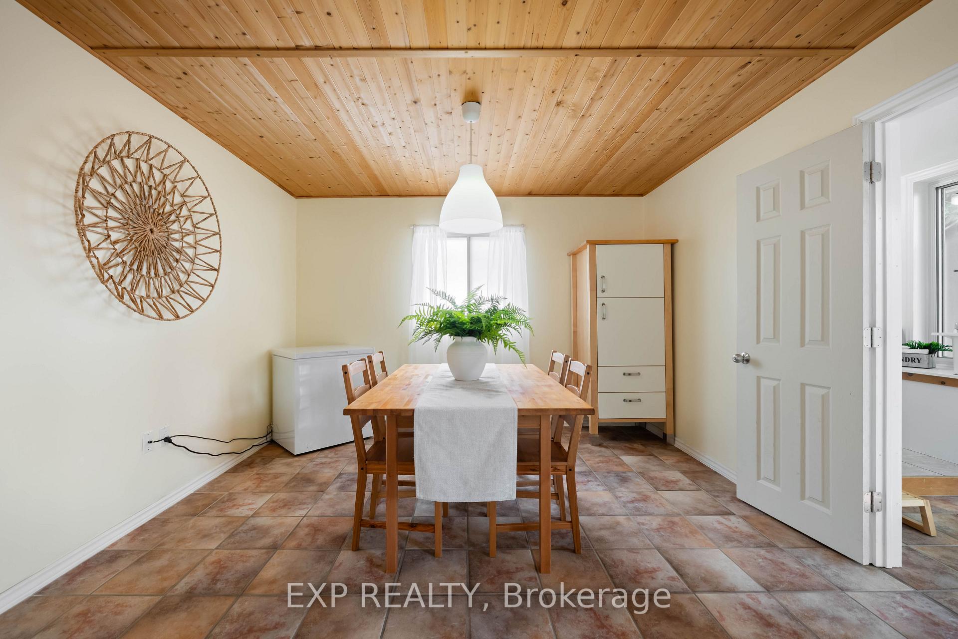 Photo 25 of 39 Townline, Orangeville — HOMEH