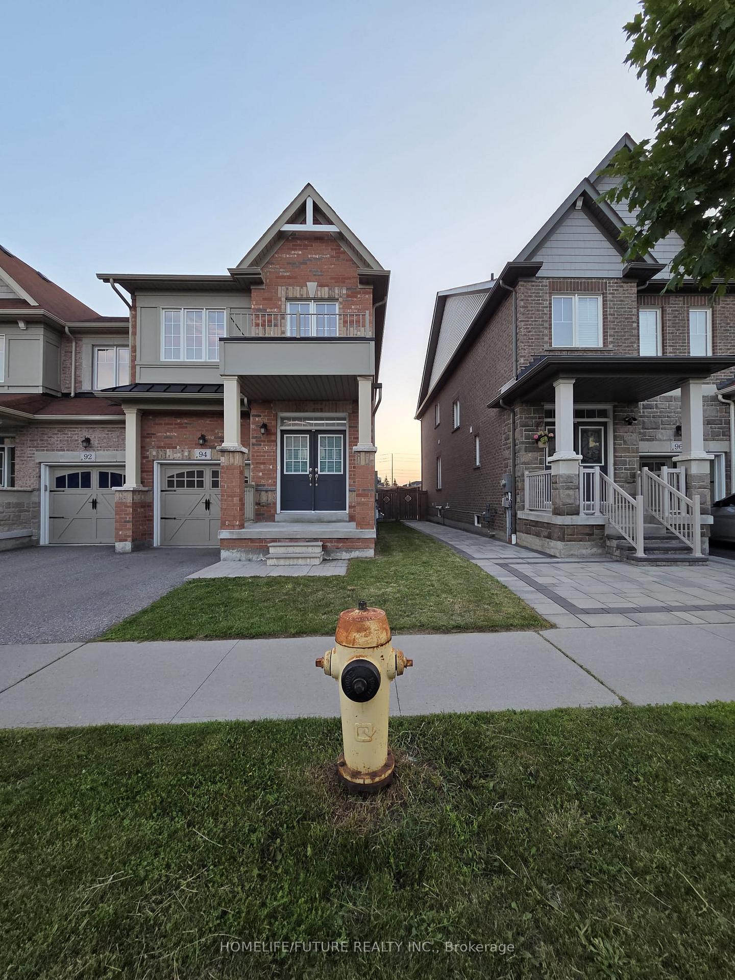 Photo 1 of 94 Cathedral Drive, Whitby, Rolling Acres — HOMEH