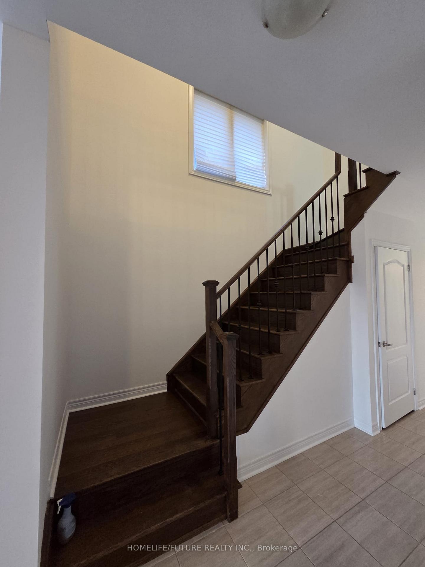 Photo 8 of 94 Cathedral Drive, Whitby, Rolling Acres — HOMEH