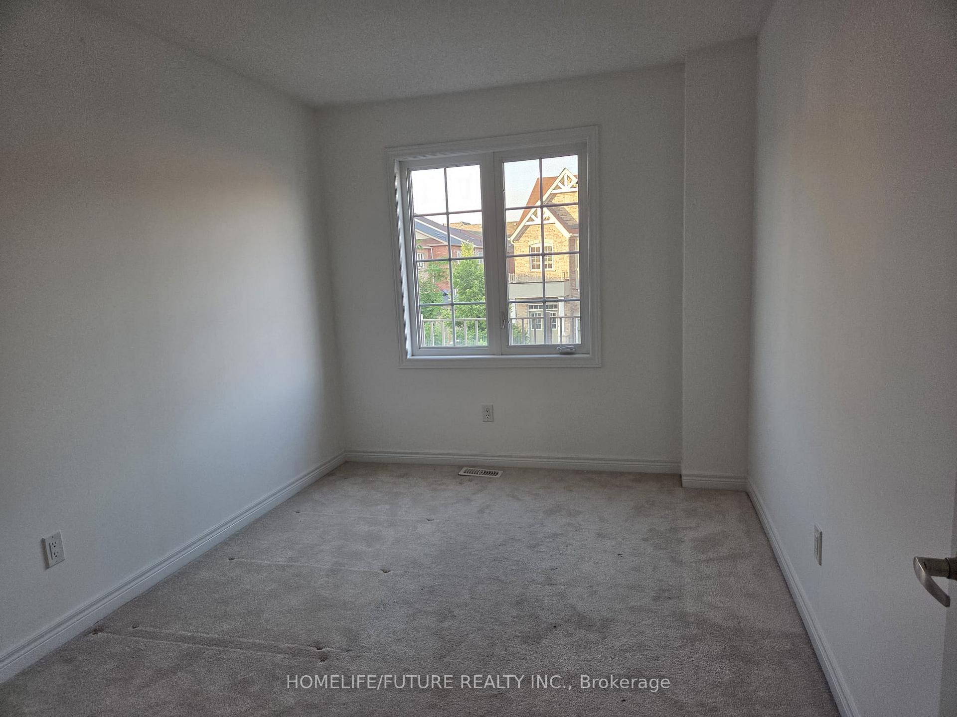 Photo 13 of 94 Cathedral Drive, Whitby, Rolling Acres — HOMEH
