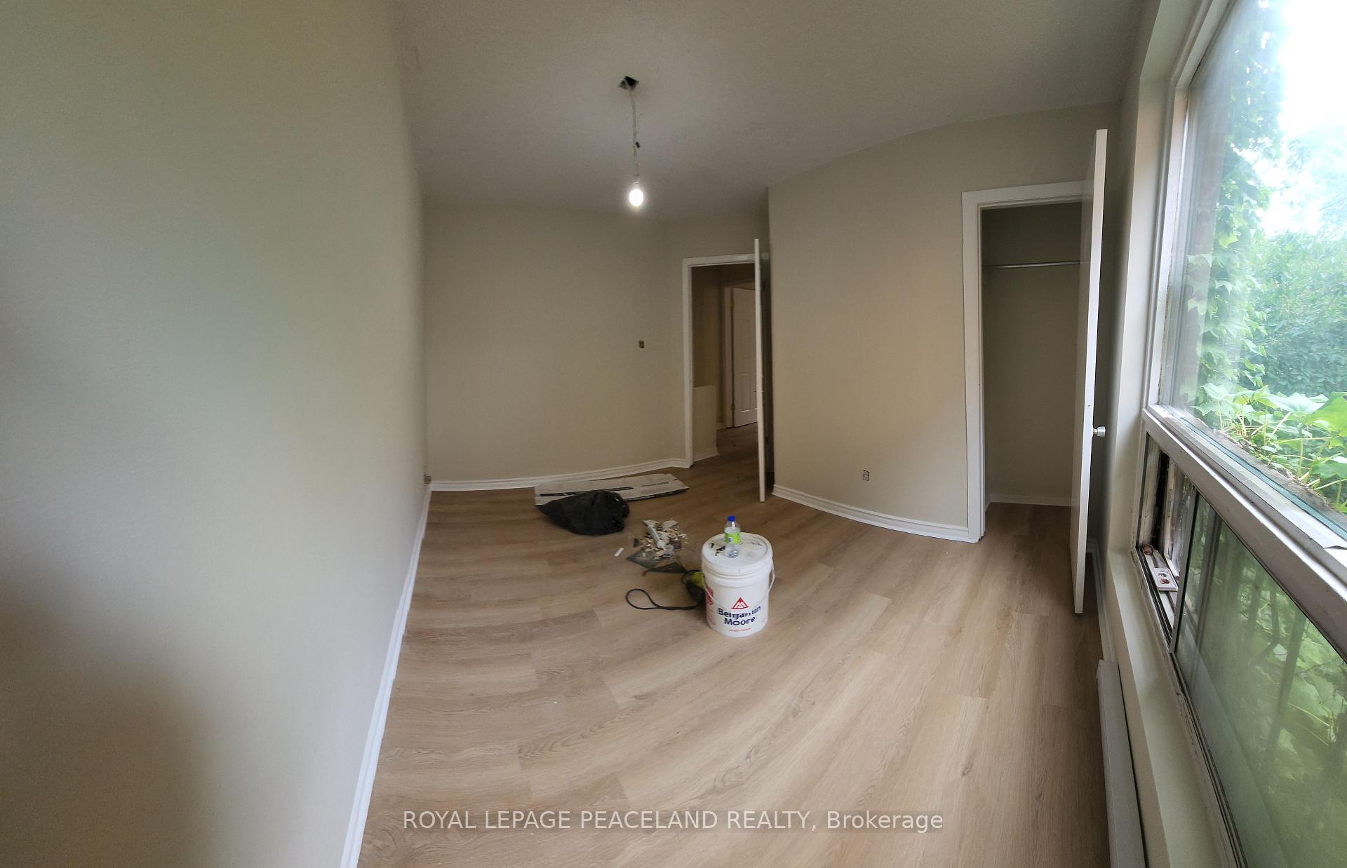 Photo 6 of Unit 6, 558 Spadina Crescent, Toronto, University — HOMEH