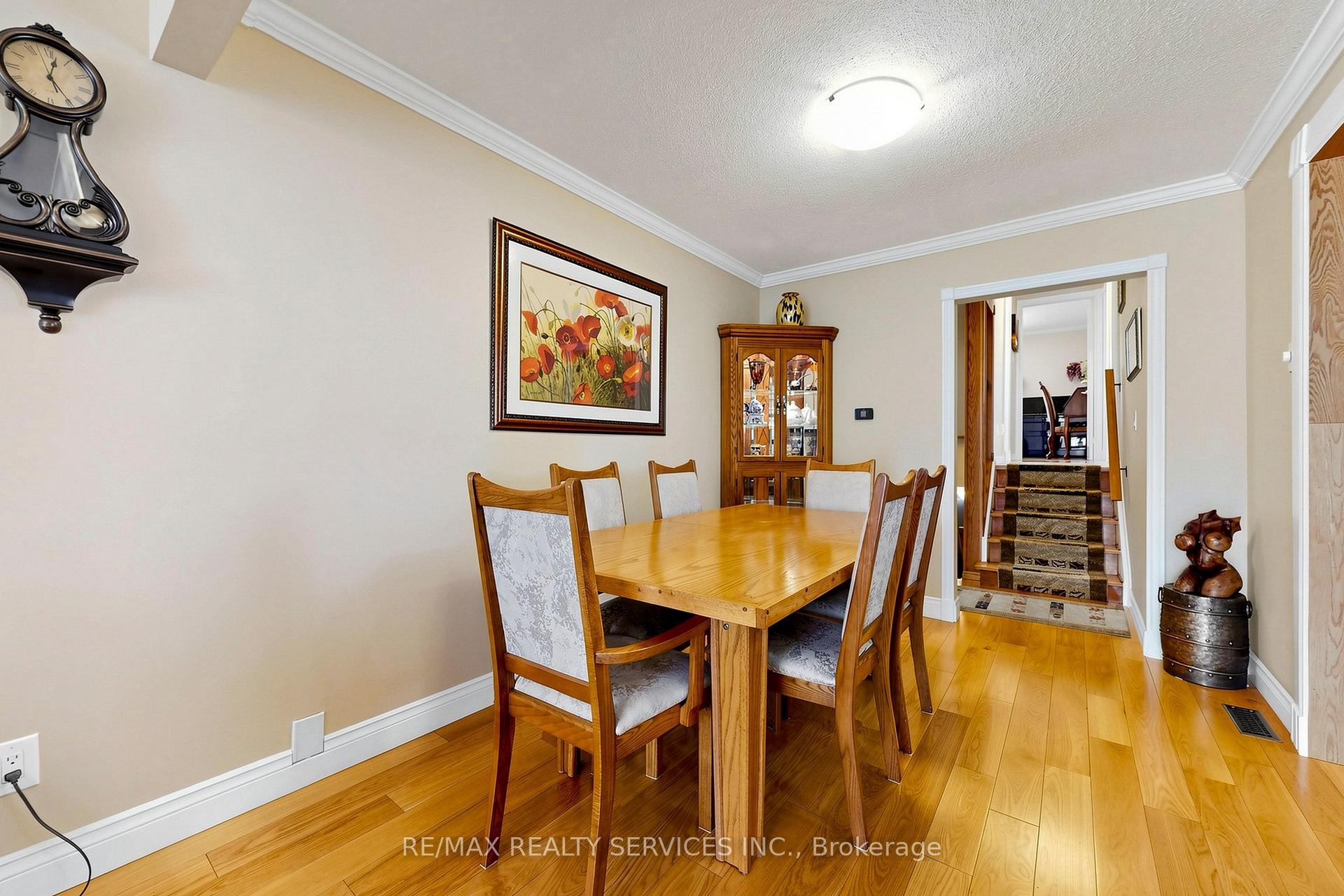 Photo 12 of 36 Glenvale Boulevard, Brampton, Northgate — HOMEH