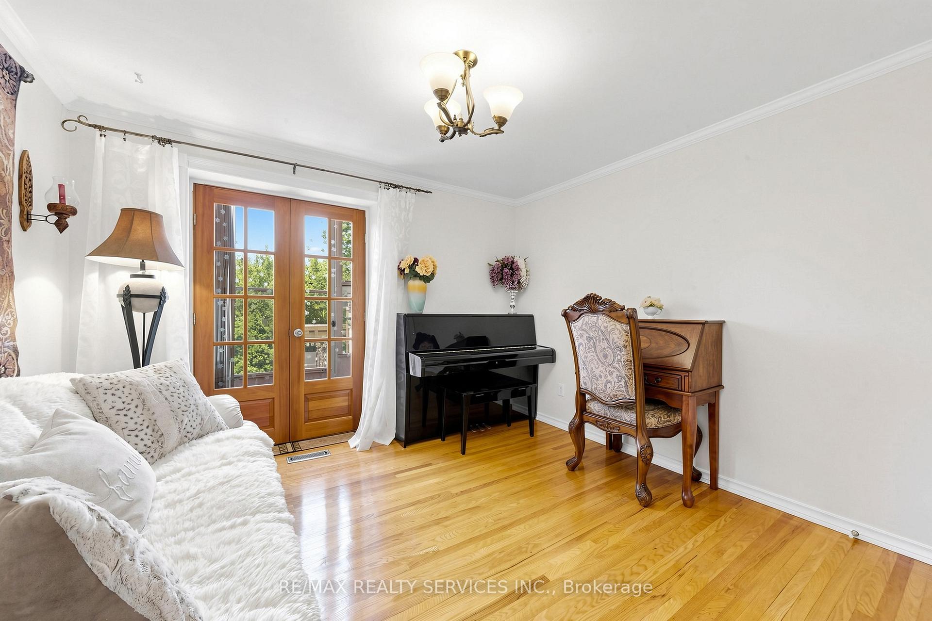 Photo 30 of 36 Glenvale Boulevard, Brampton, Northgate — HOMEH