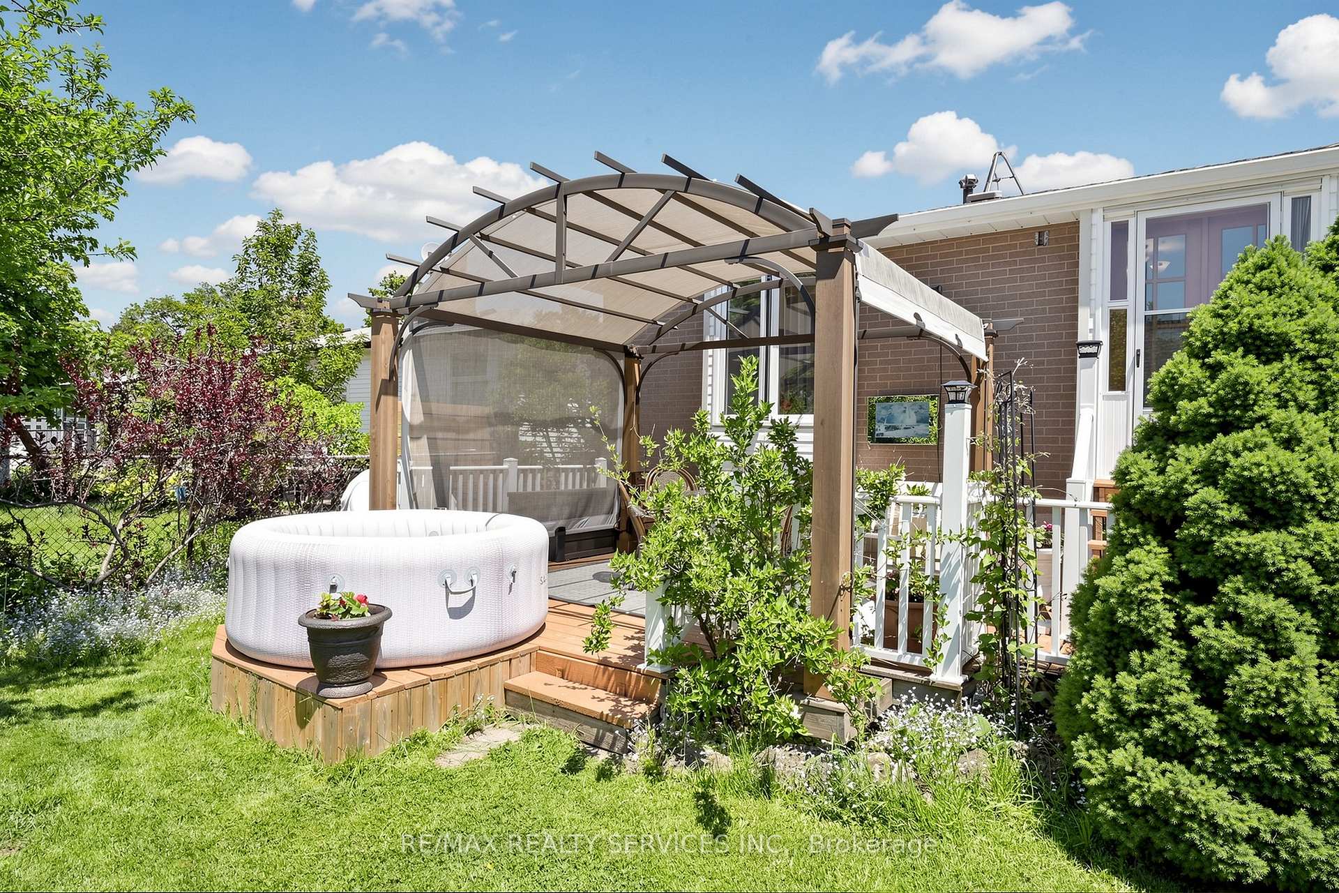 Photo 42 of 36 Glenvale Boulevard, Brampton, Northgate — HOMEH