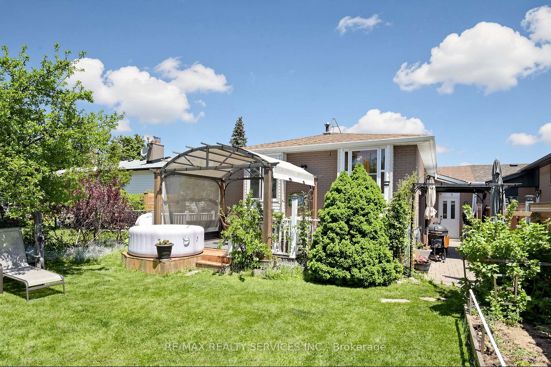 Photo 46 of 36 Glenvale Boulevard, Brampton, Northgate — HOMEH