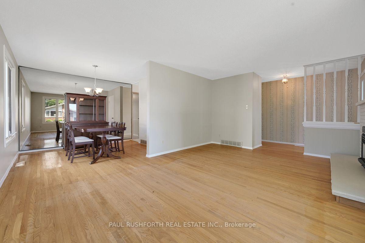 Photo 7 of 1391 Jamison Avenue, Ottawa, Bilberry Creek/Queenswood Heights — HOMEH