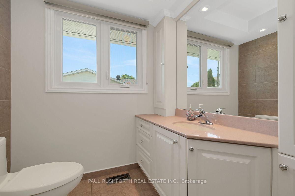 Photo 18 of 1391 Jamison Avenue, Ottawa, Bilberry Creek/Queenswood Heights — HOMEH