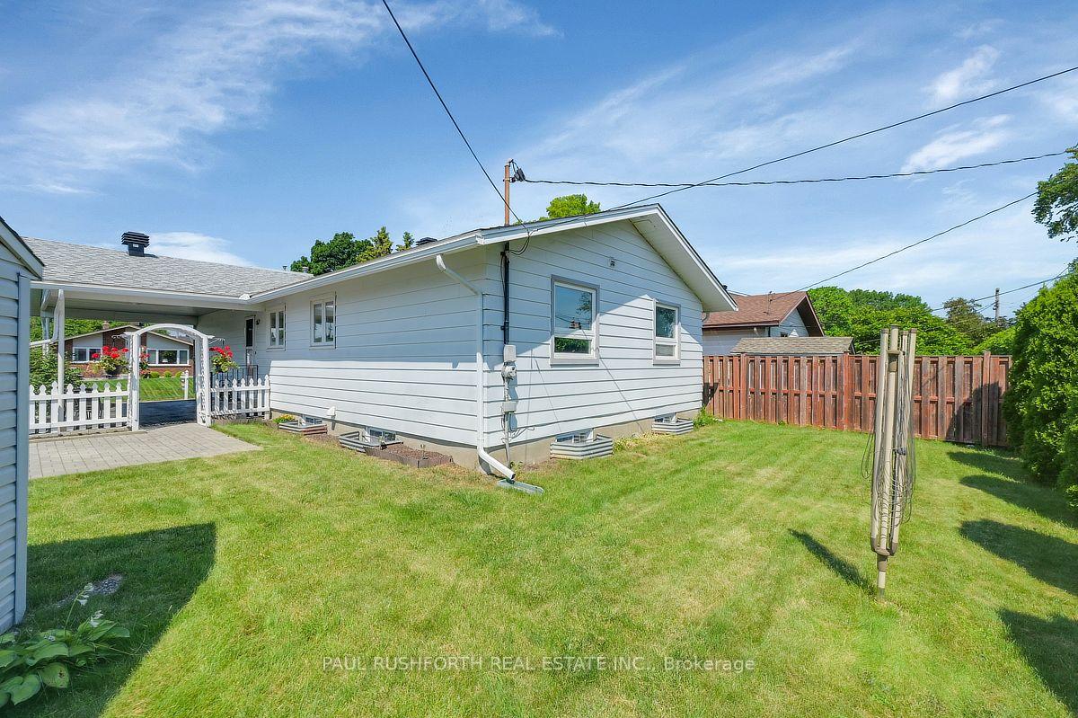 Photo 28 of 1391 Jamison Avenue, Ottawa, Bilberry Creek/Queenswood Heights — HOMEH