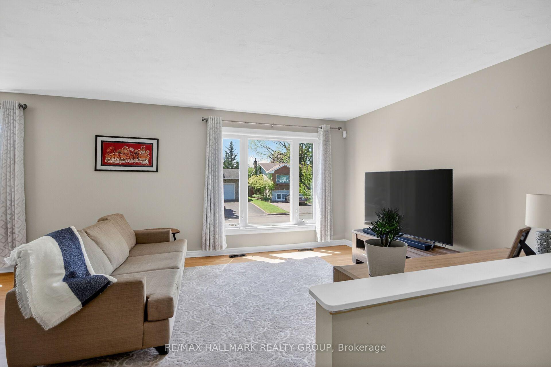 Photo 2 of 1865 Arizona Avenue, Ottawa, Guildwood Estates - Urbandale Acres — HOMEH