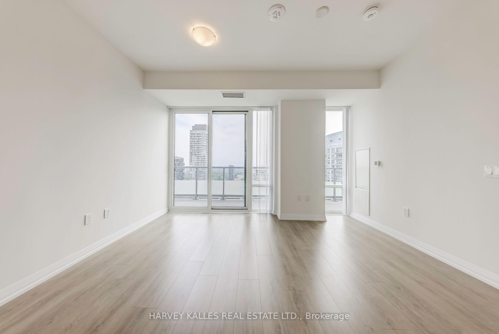 Photo 6 of Unit LPH18, 50 Dunfield Avenue, Toronto, Mount Pleasant West — HOMEH