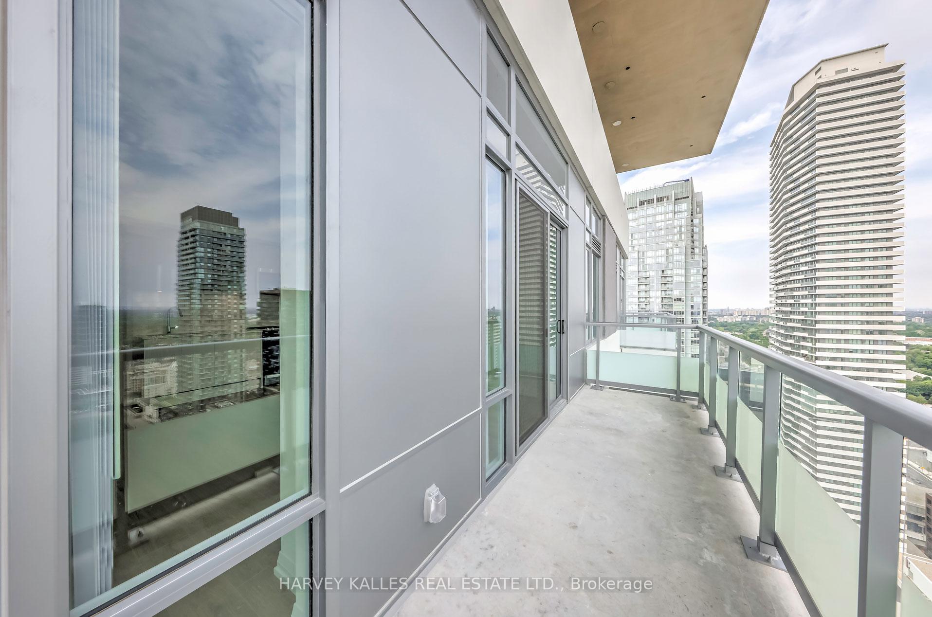 Photo 14 of Unit LPH18, 50 Dunfield Avenue, Toronto, Mount Pleasant West — HOMEH