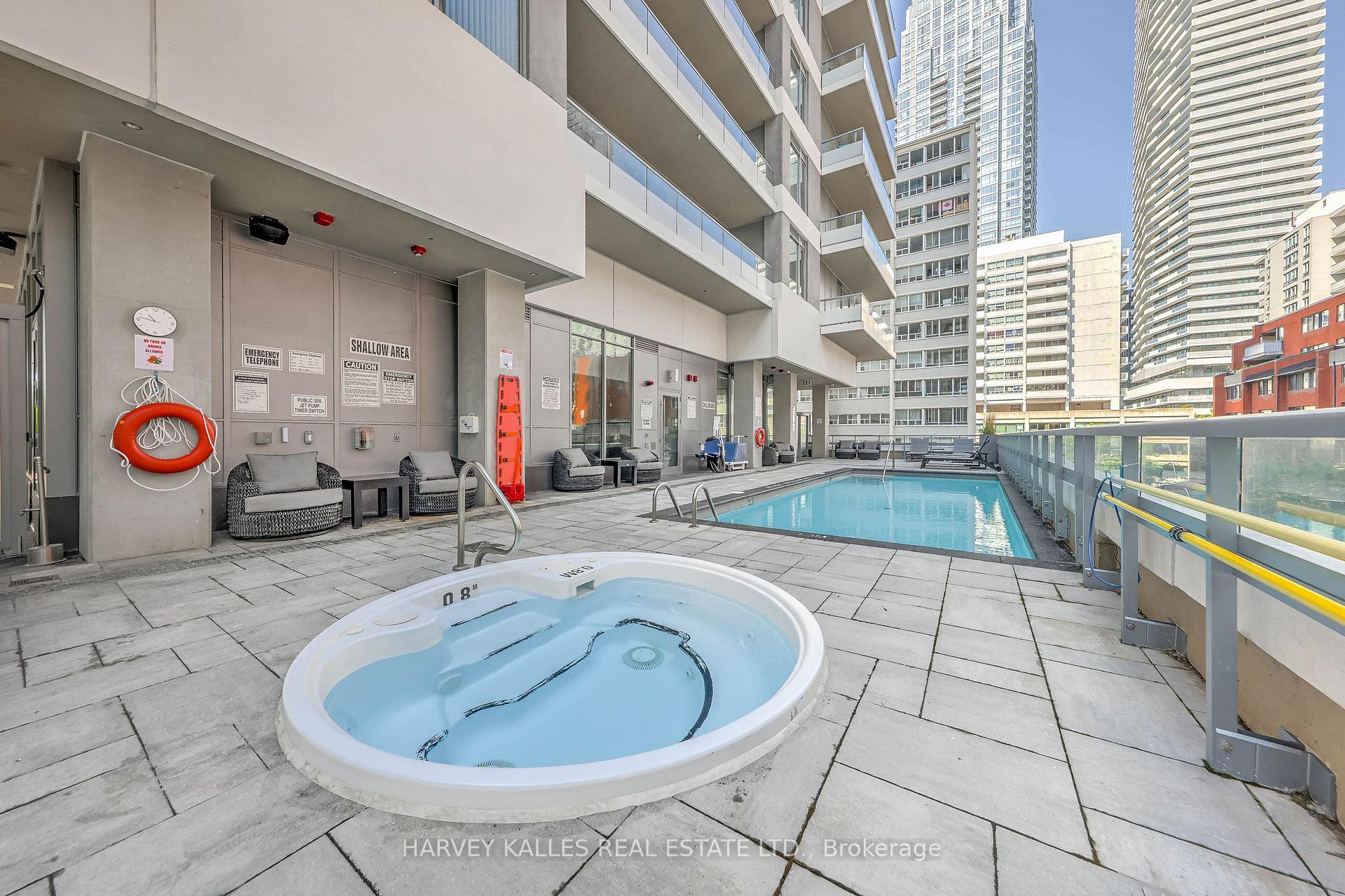 Photo 18 of Unit LPH18, 50 Dunfield Avenue, Toronto, Mount Pleasant West — HOMEH