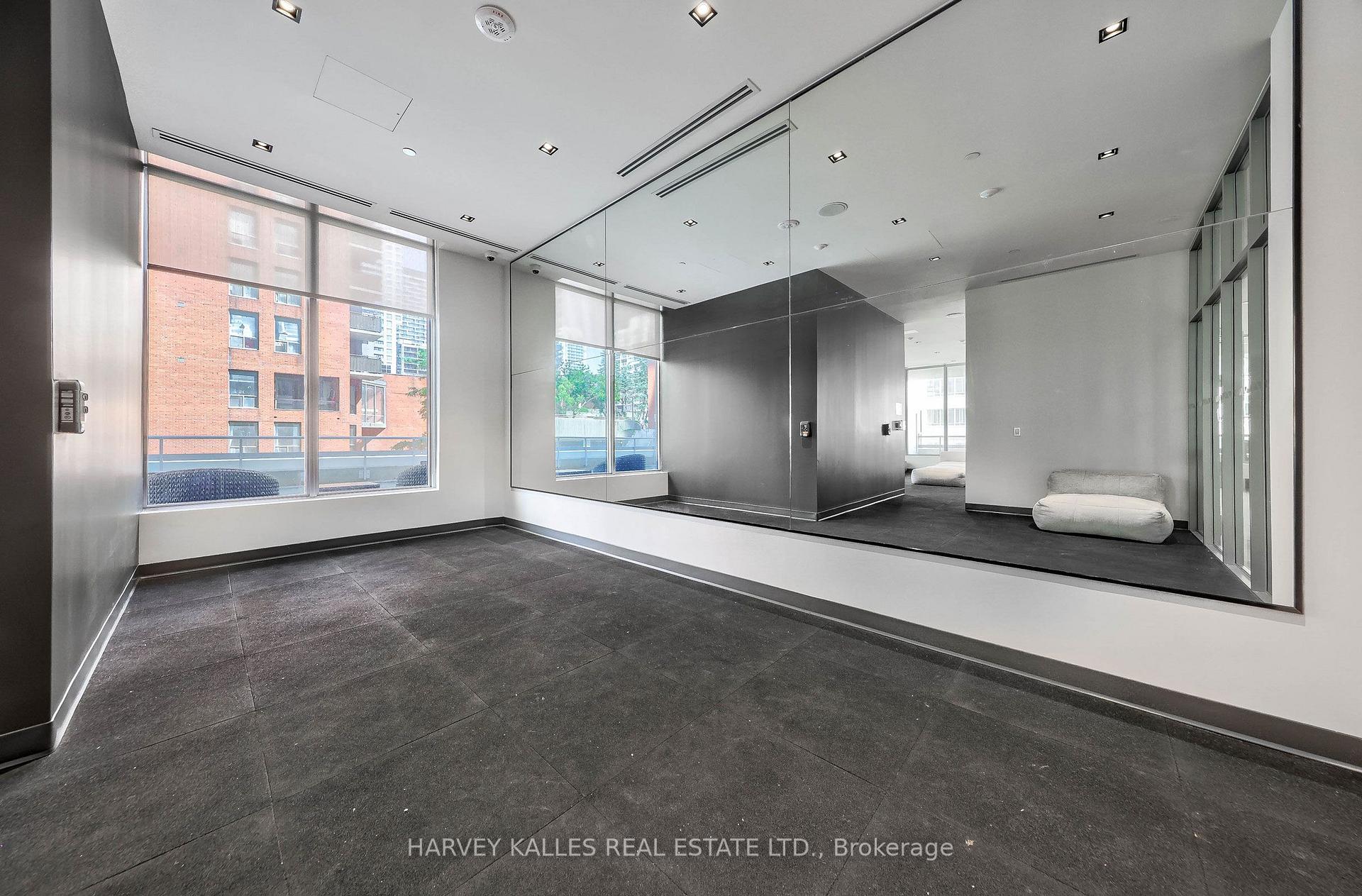Photo 24 of Unit LPH18, 50 Dunfield Avenue, Toronto, Mount Pleasant West — HOMEH