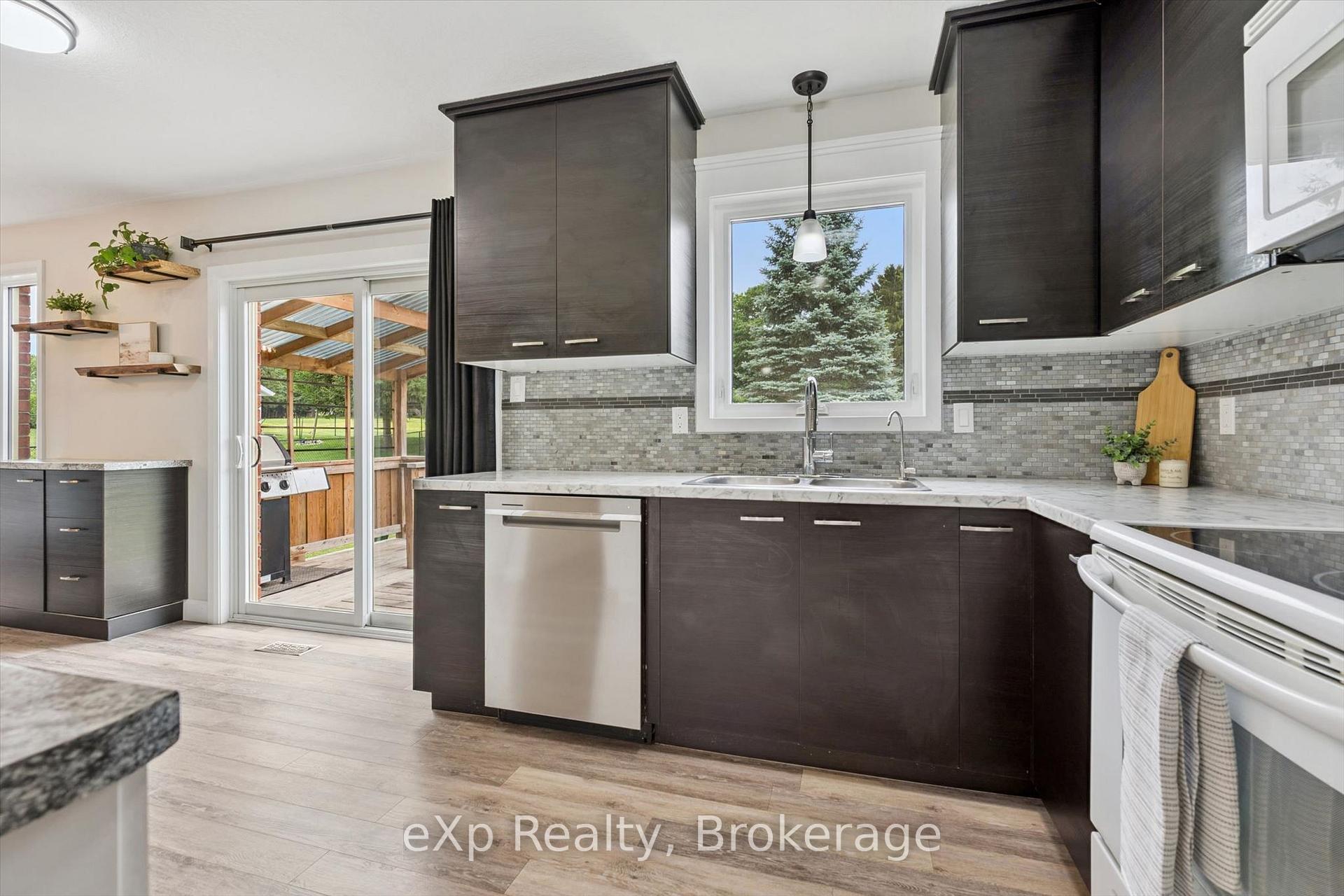 Photo 15 of 19 Keating Drive, Centre Wellington, Elora/Salem — HOMEH